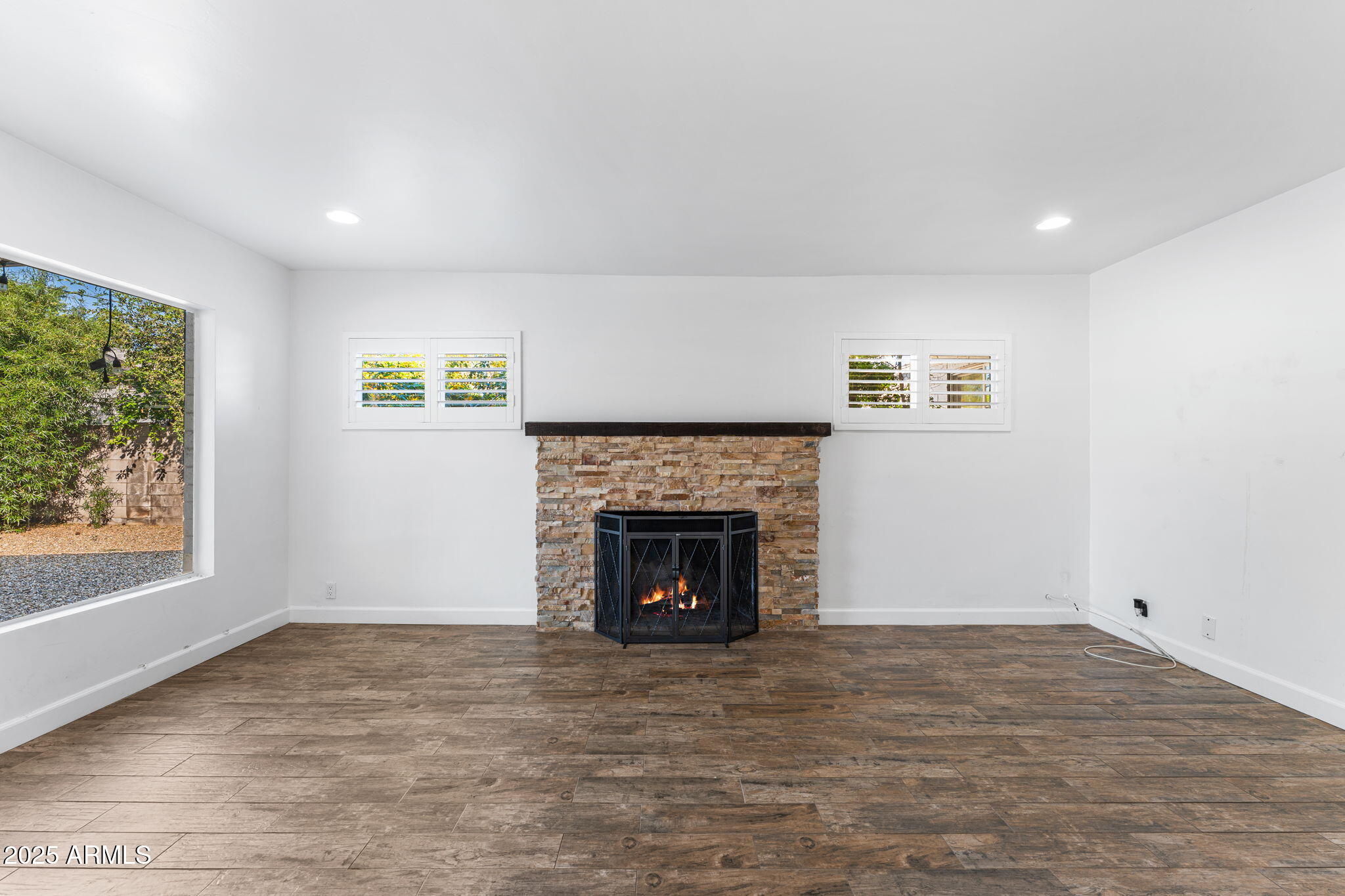 1334 W SELLS Drive