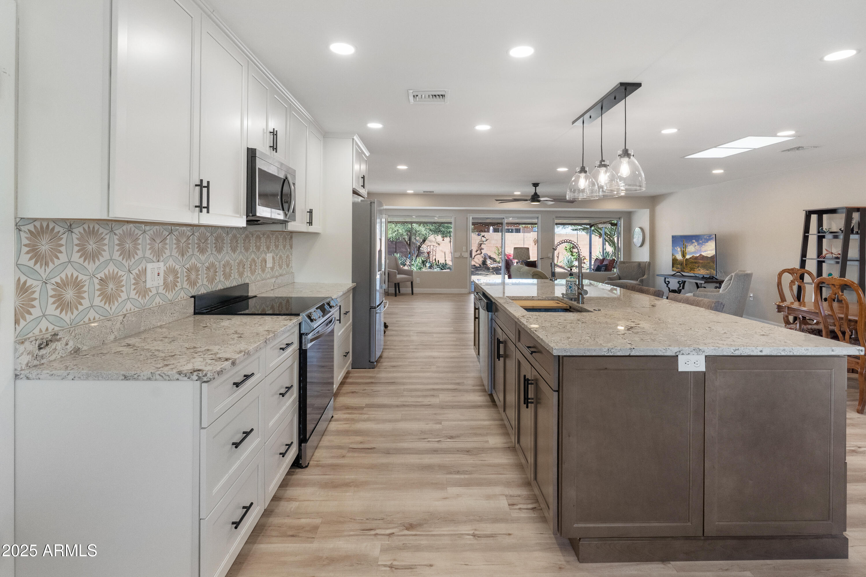 11052 W MEADE Drive