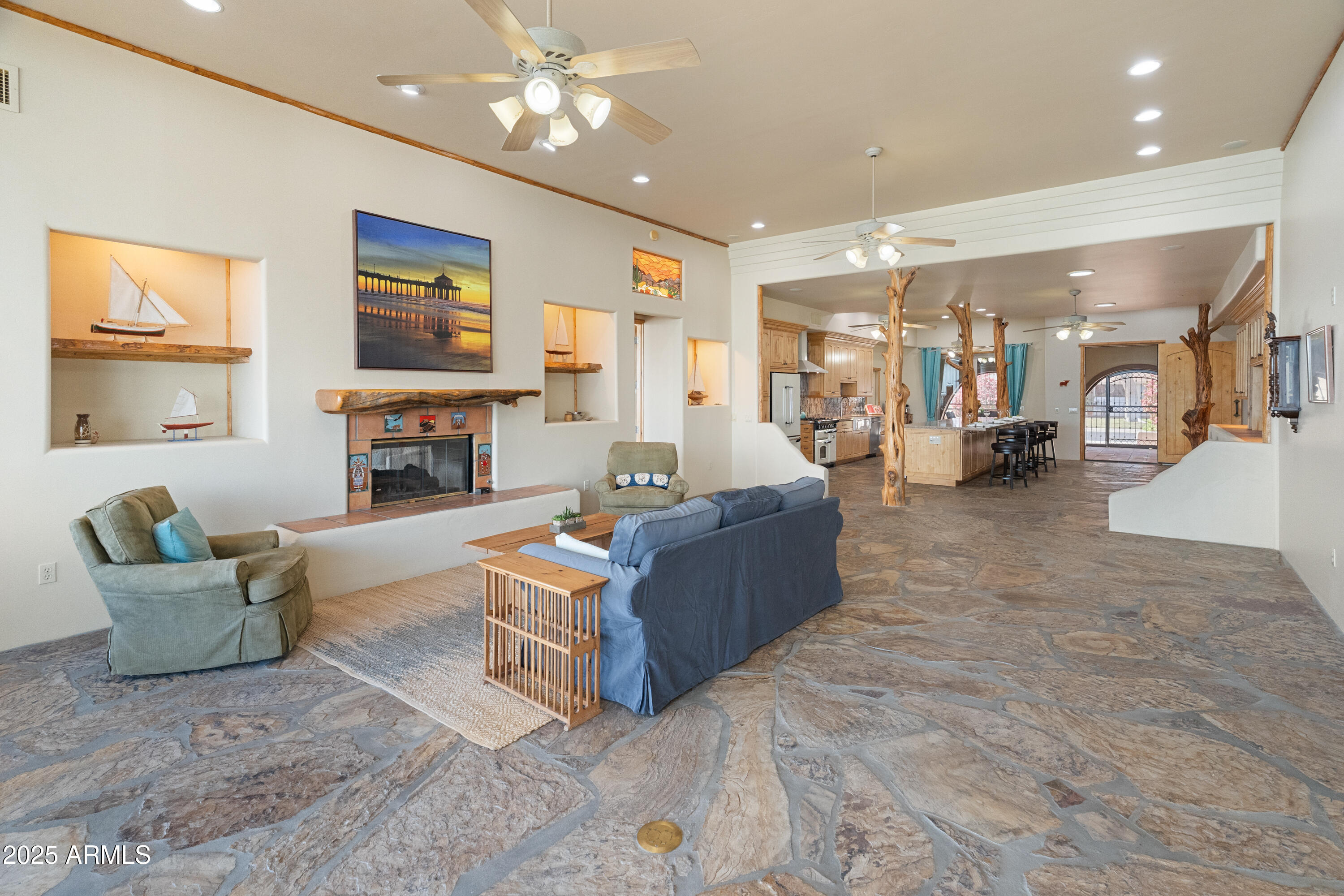 13807 N CROWN Point