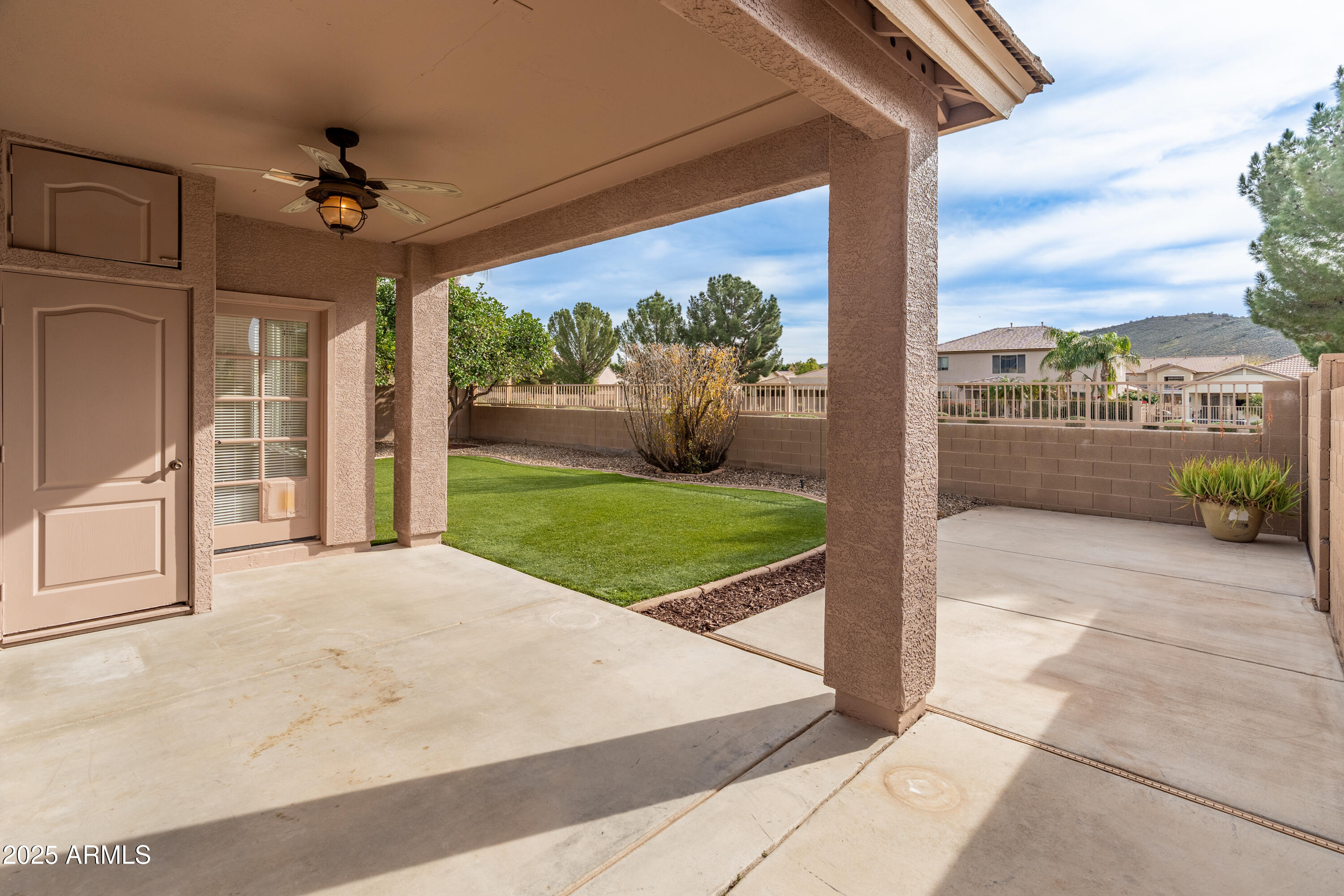5929 W Park View Lane