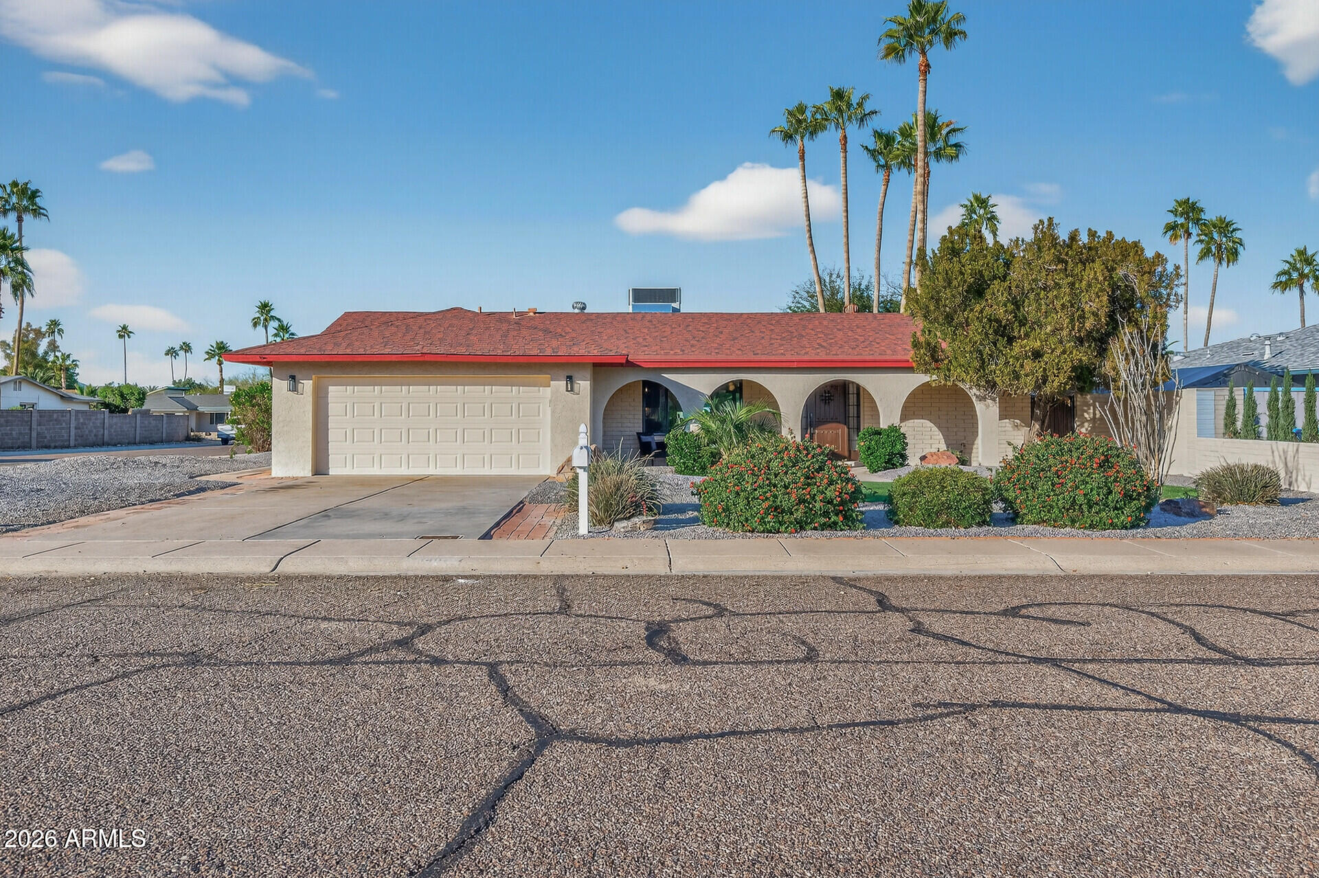 3402 E MERCER Lane