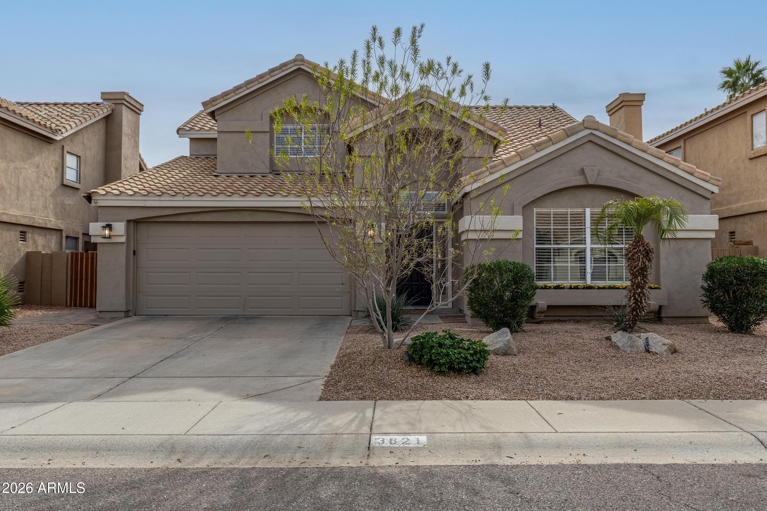 3821 E TANGLEWOOD Drive