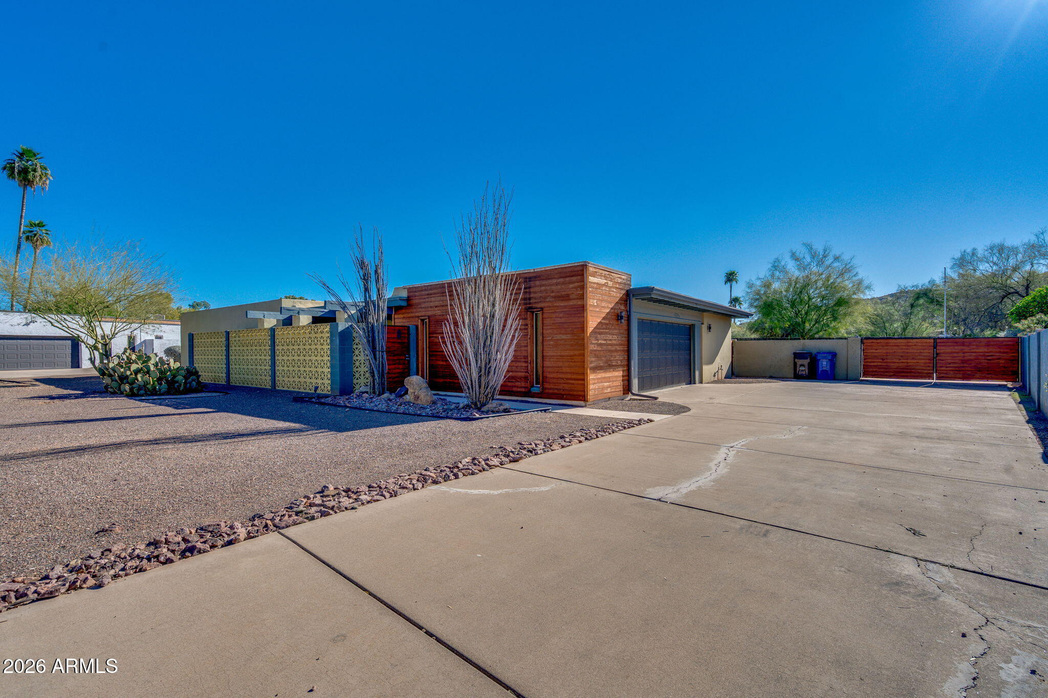 1055 W Indian Hills Place