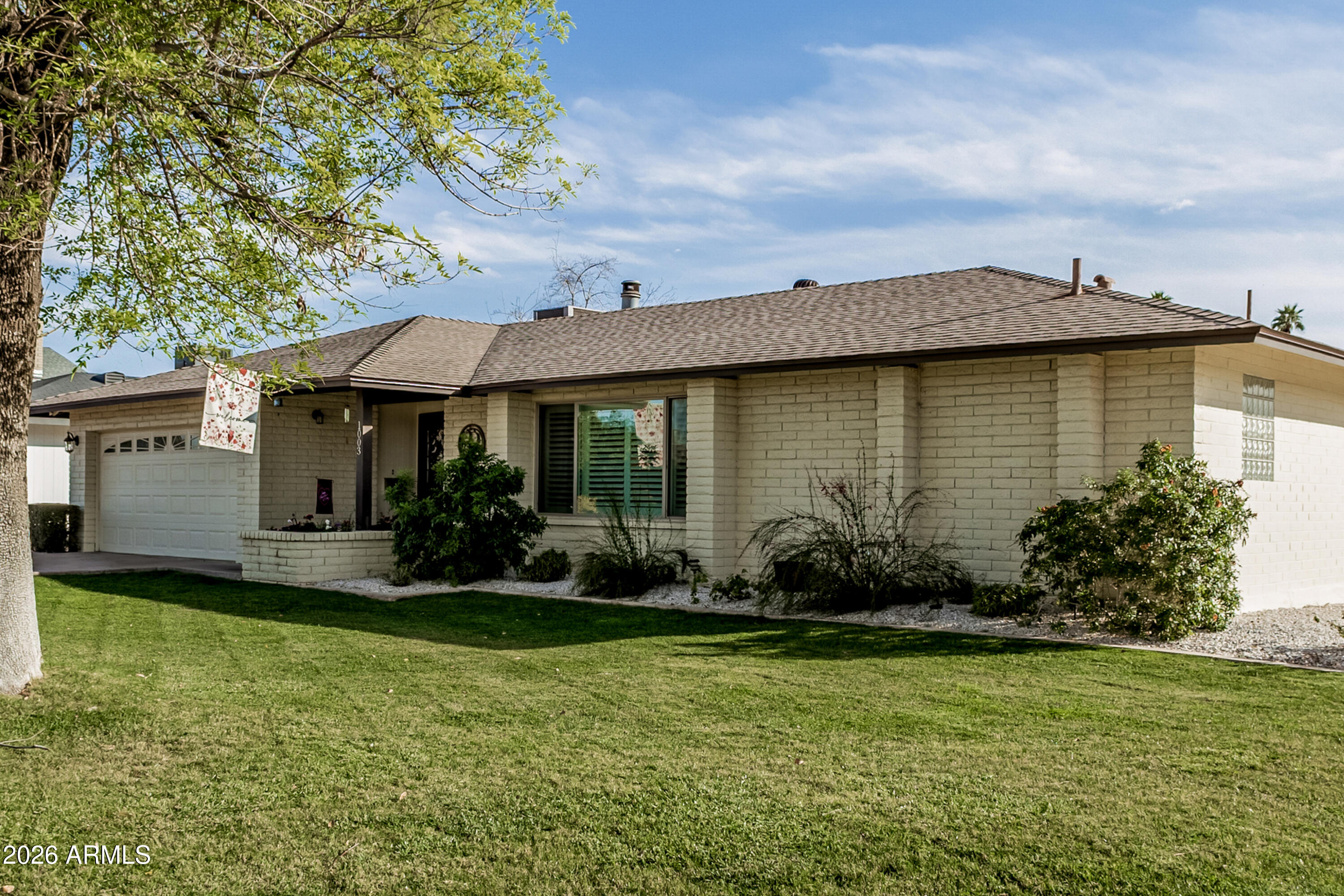 1003 E WATSON Drive