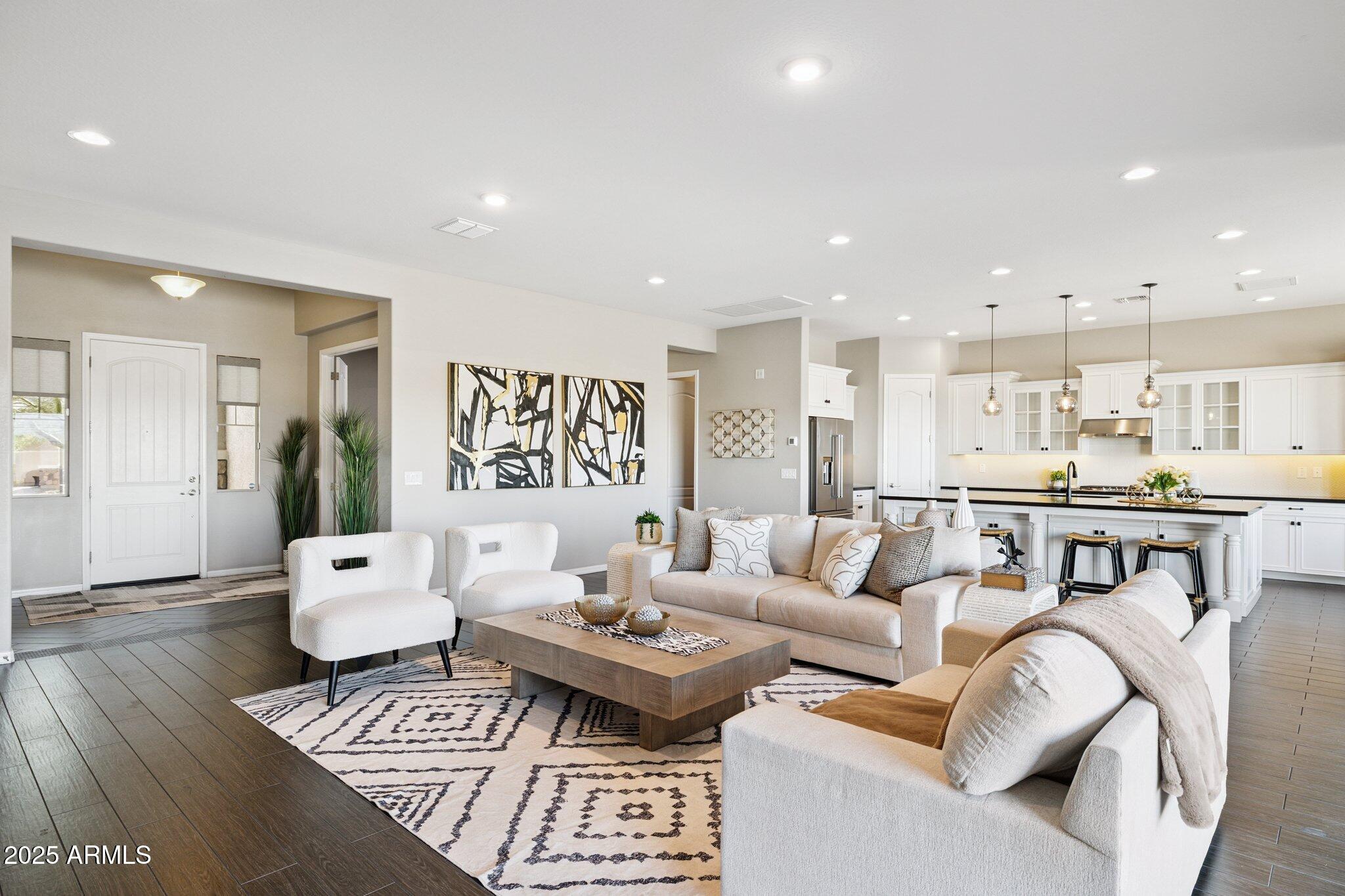 7707 S 43RD Place