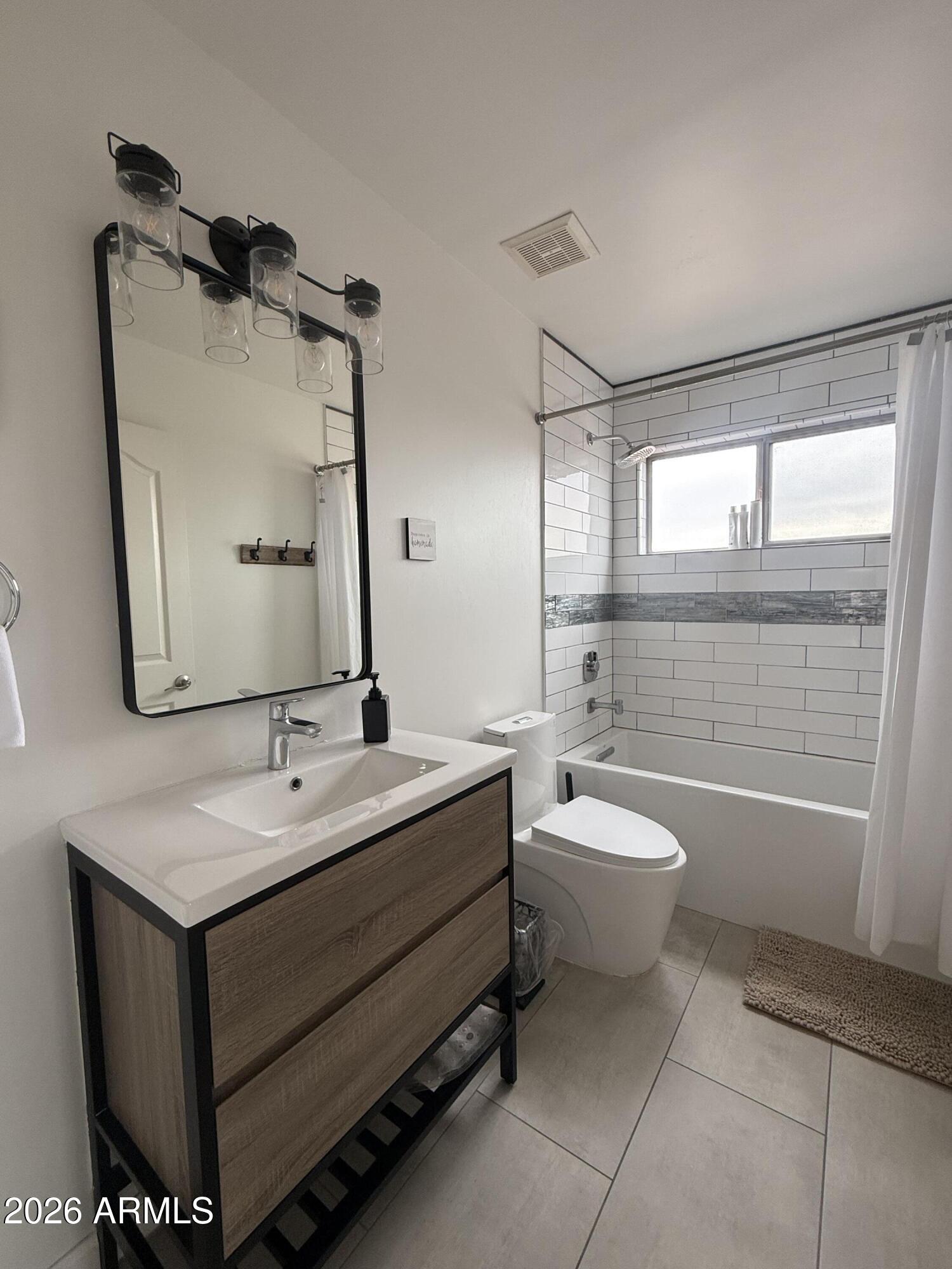 4331 E TETHER Trail