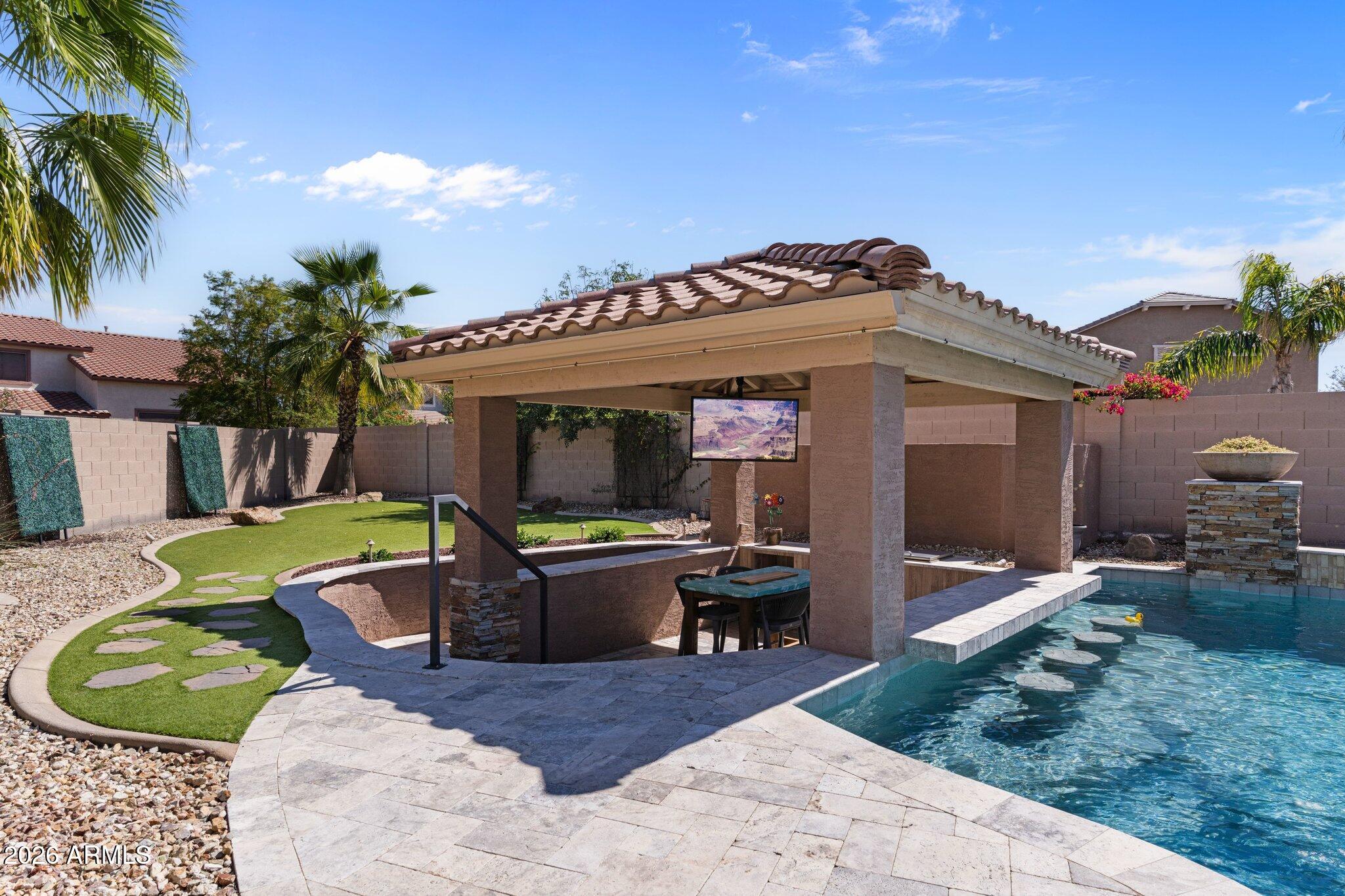 1179 E REGENT Drive