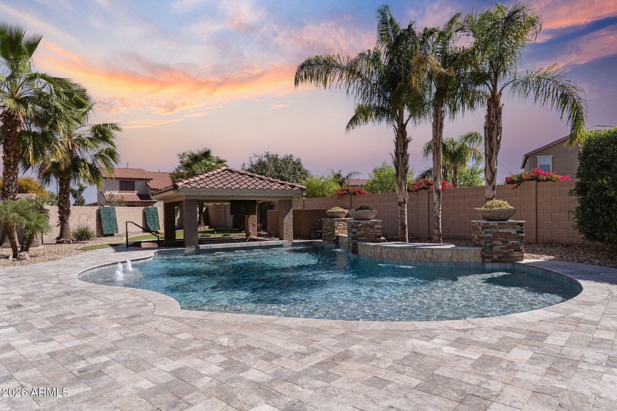 1179 E REGENT Drive