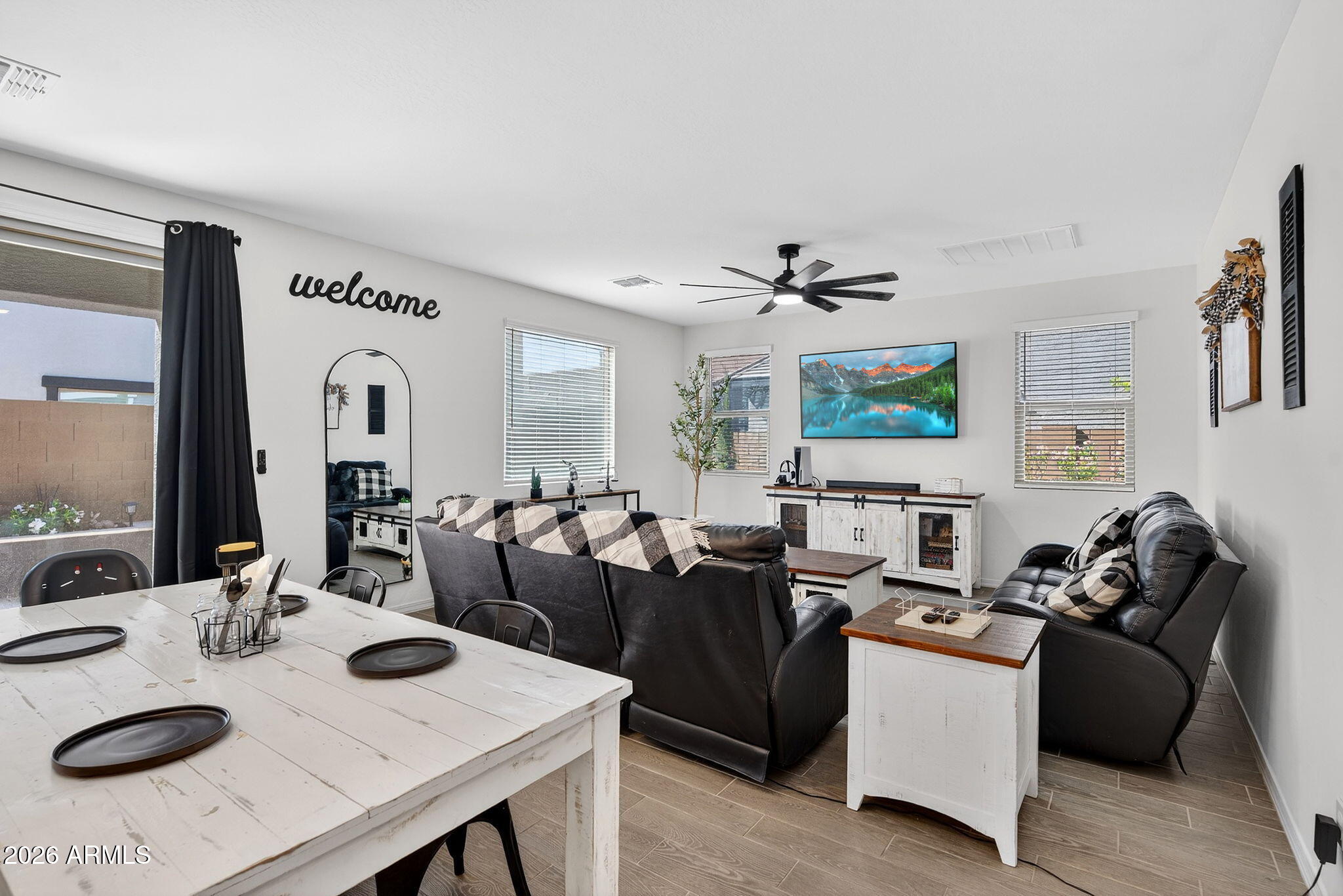 9333 E SECTOR Drive