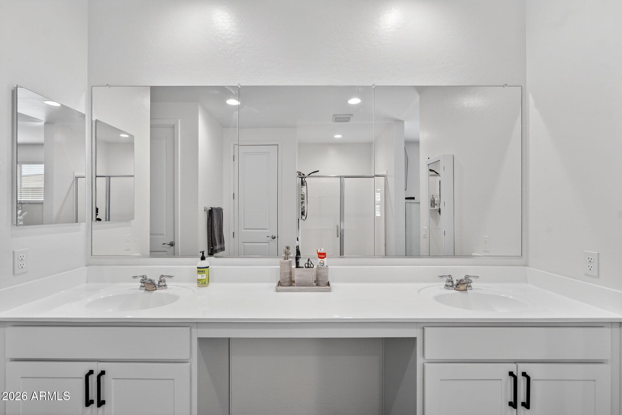 9333 E SECTOR Drive