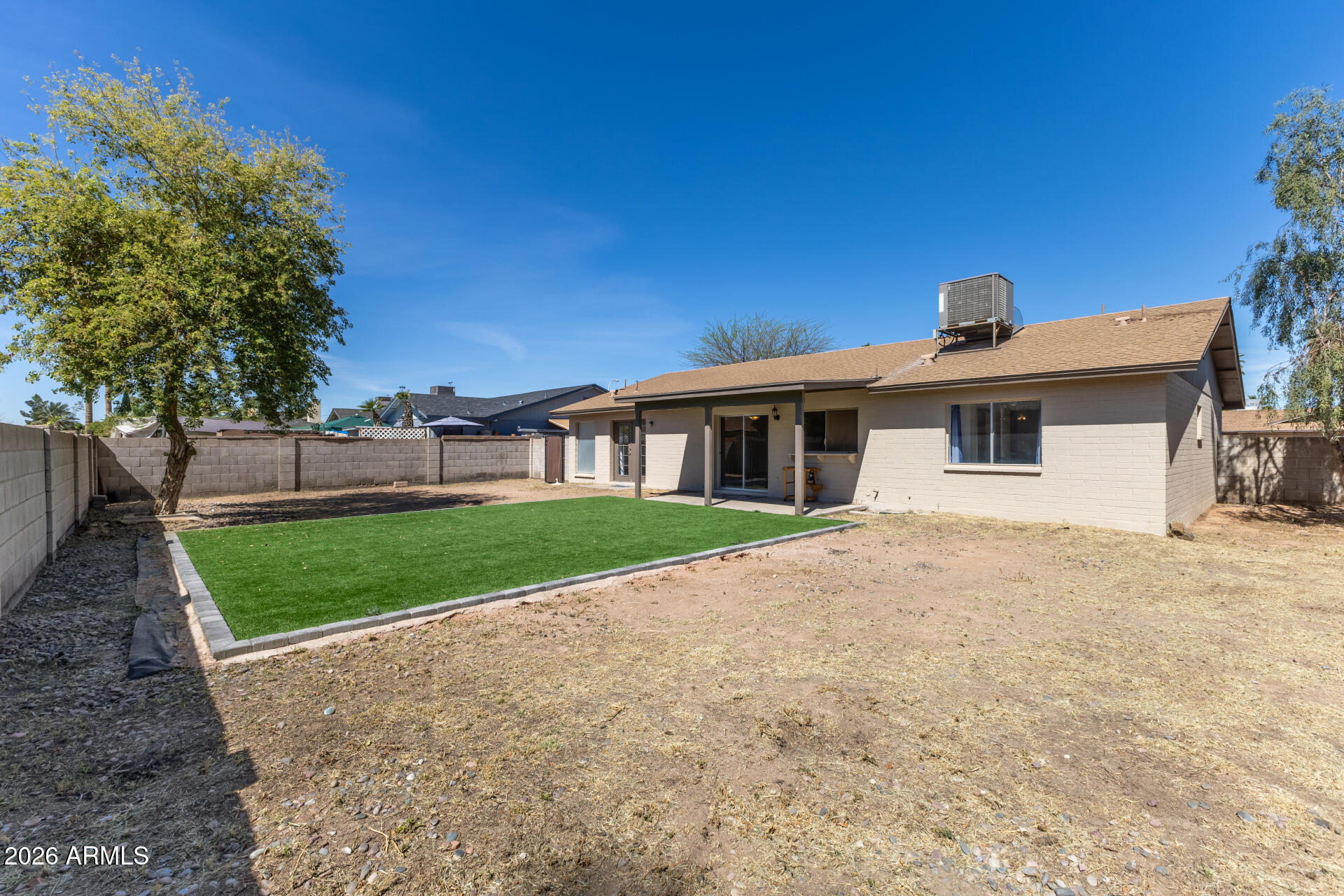 1209 W MARLBORO Drive
