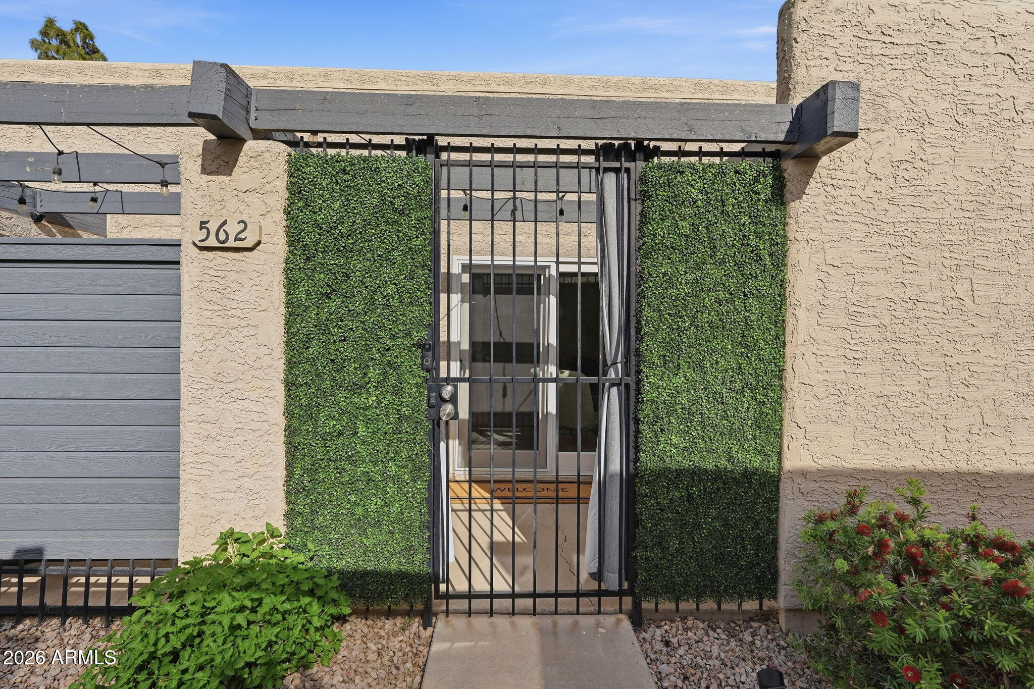 562 S ALLRED Drive
