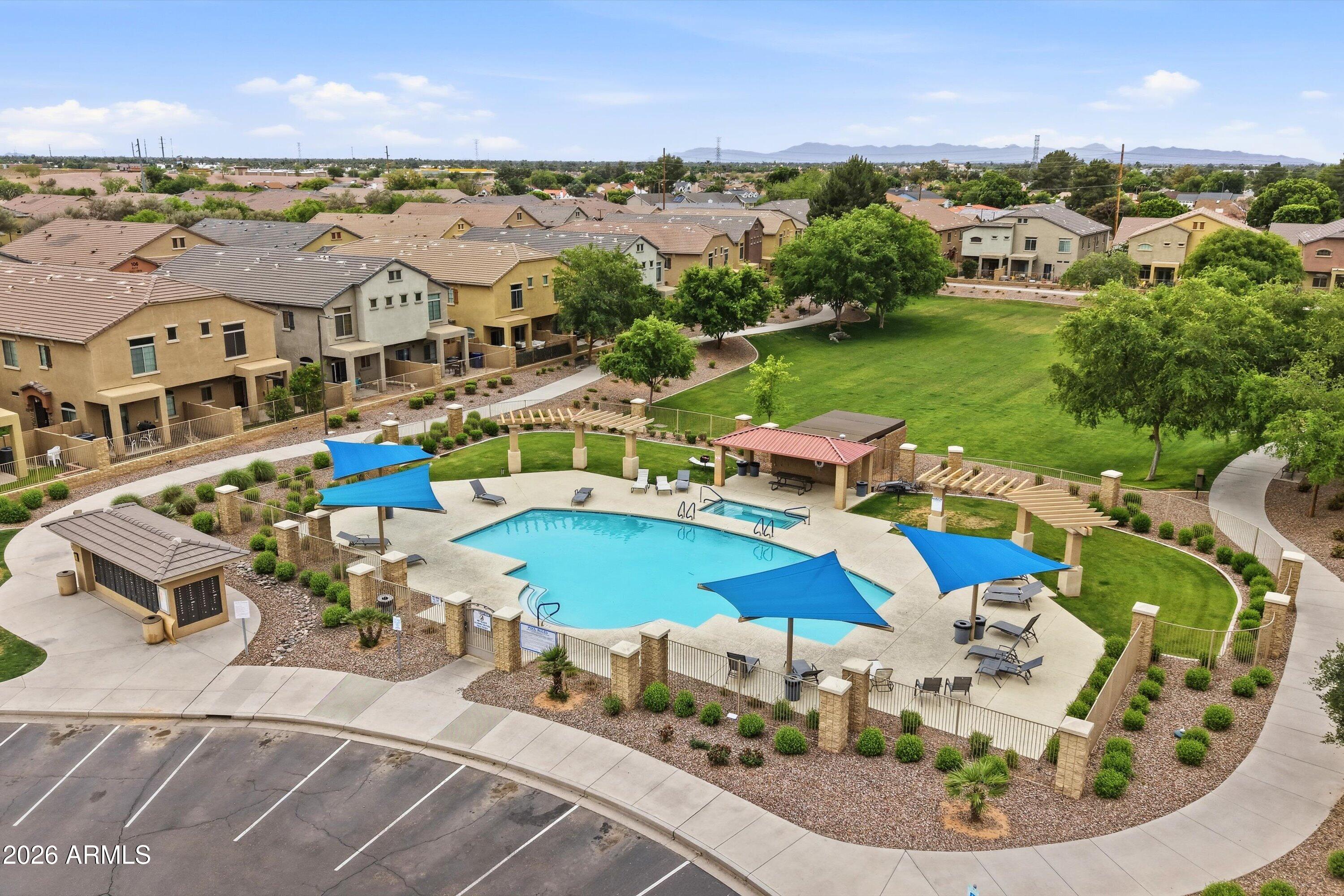 1350 S GREENFIELD Road 1049