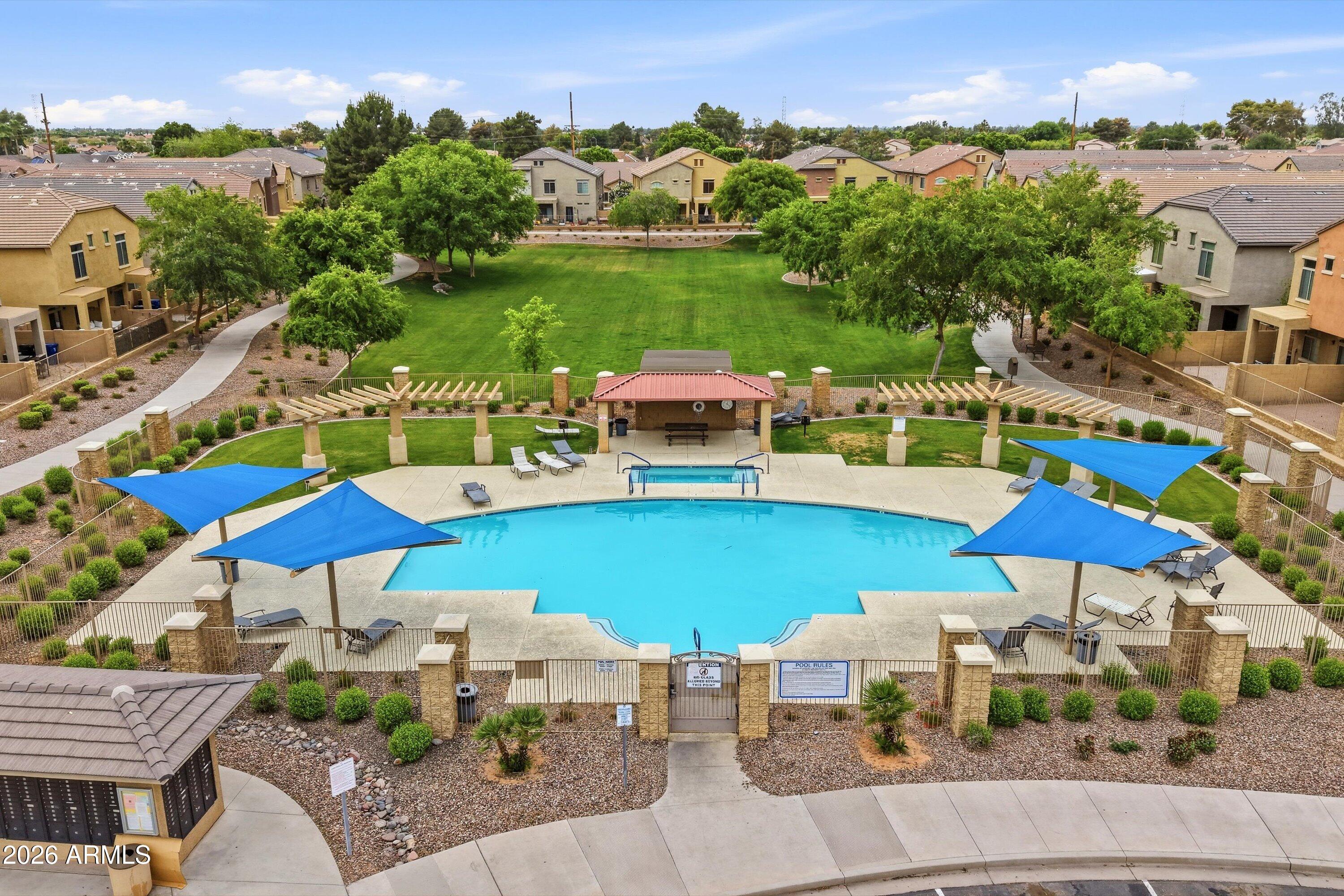 1350 S GREENFIELD Road 1049
