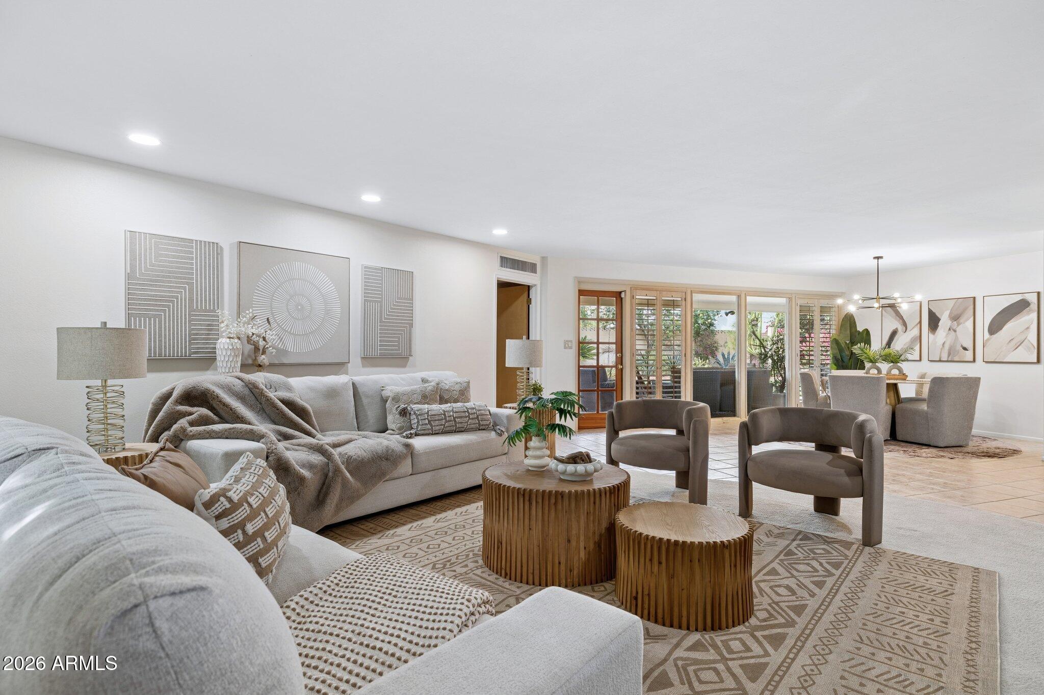2038 E SOLANO Drive