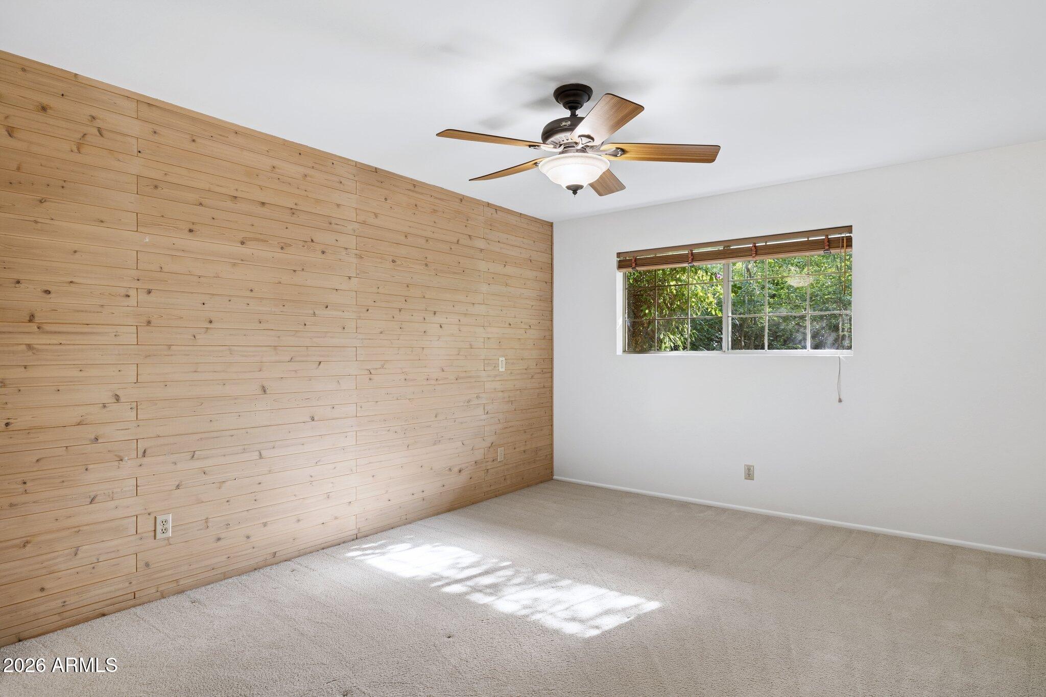 2038 E SOLANO Drive