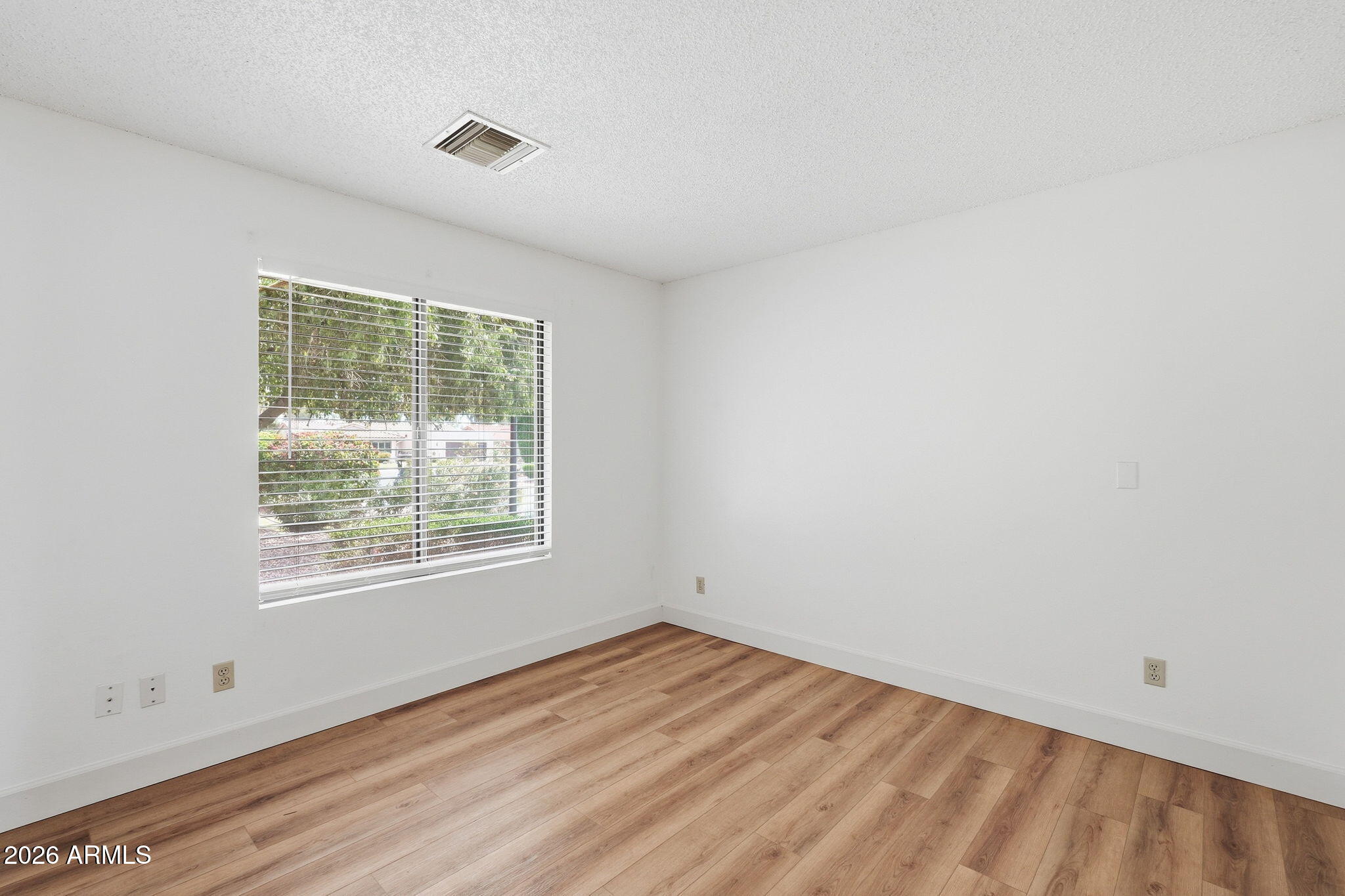 2399 LEISURE WORLD