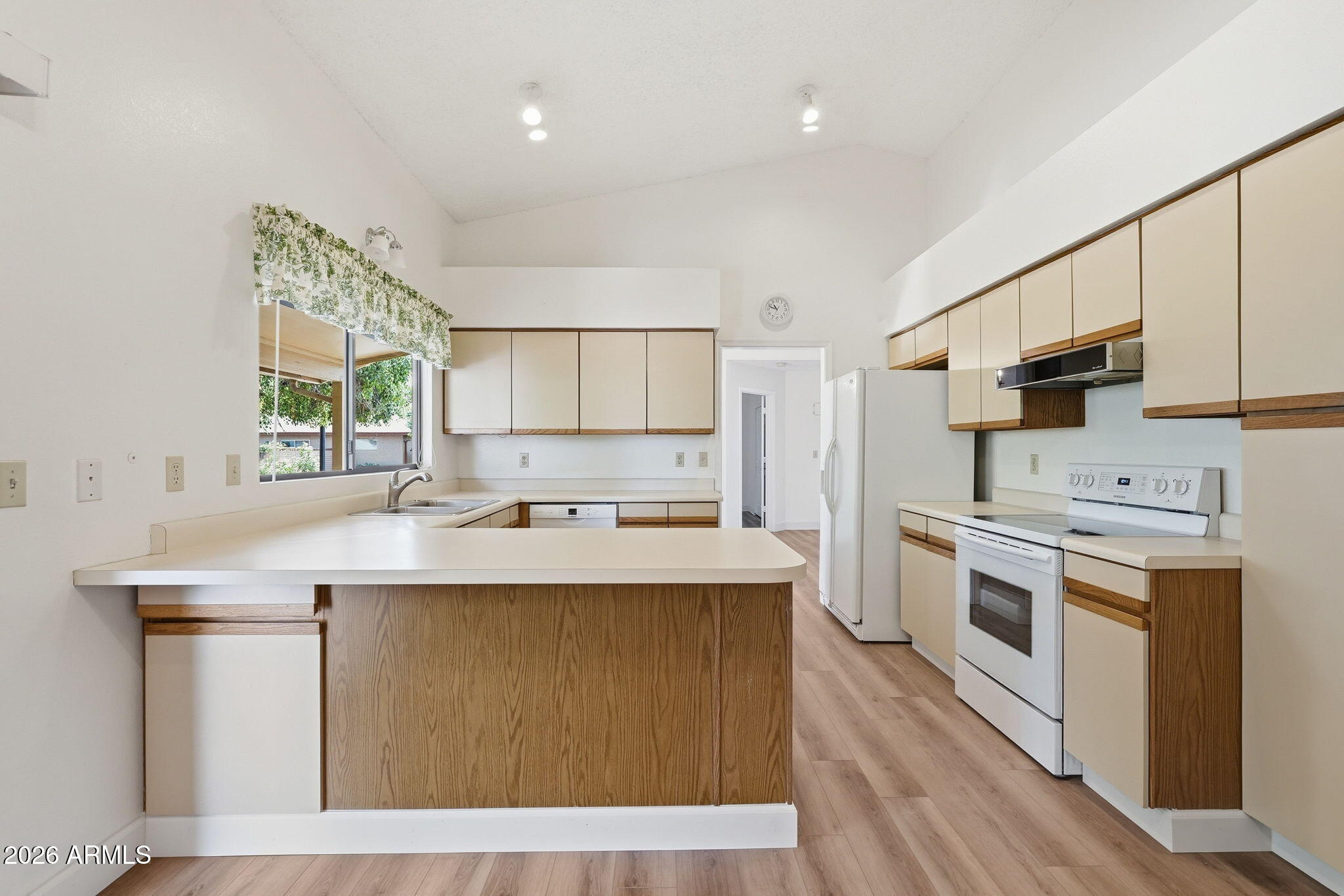 2399 LEISURE WORLD