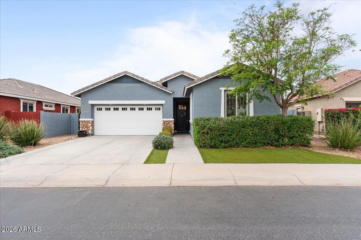 3462 N LOS ALAMOS