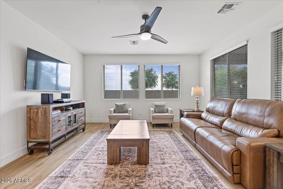 3462 N LOS ALAMOS