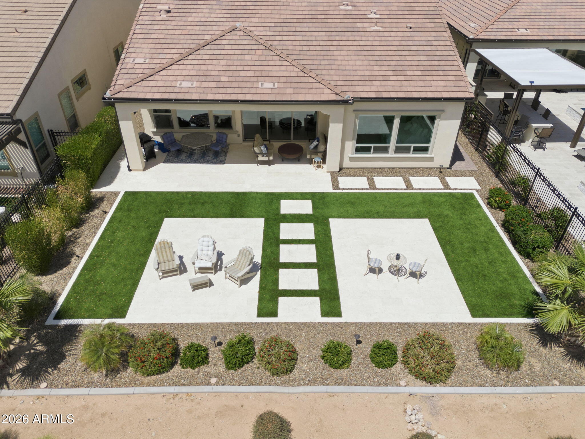261 E Bracciano Avenue