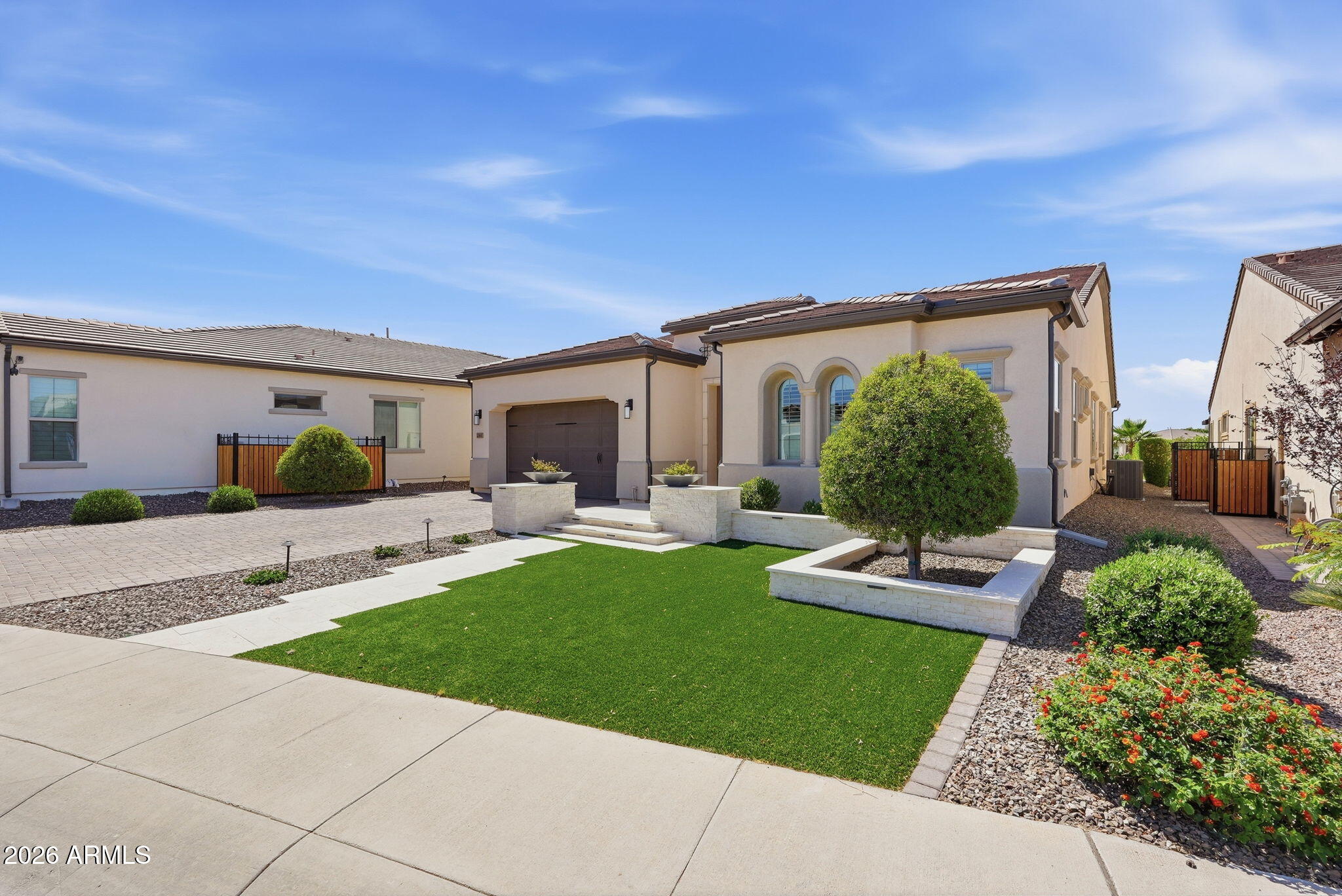 261 E Bracciano Avenue