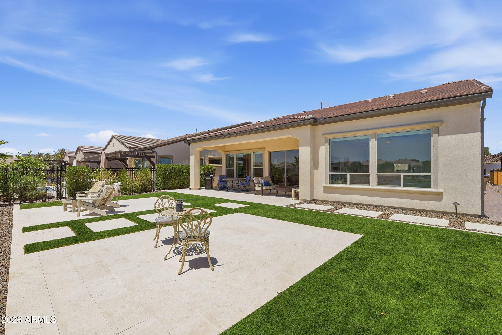 261 E Bracciano Avenue