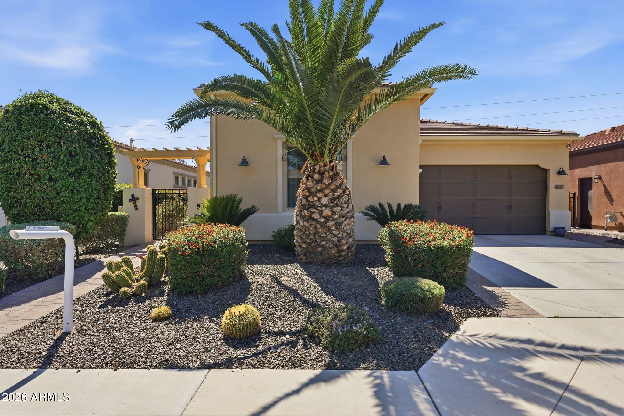 35818 N POMELO Trail
