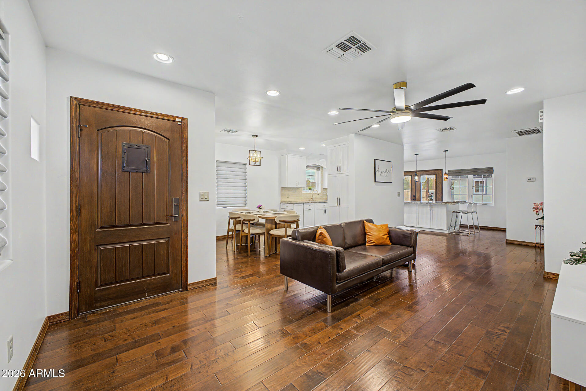 174 W ELM Street