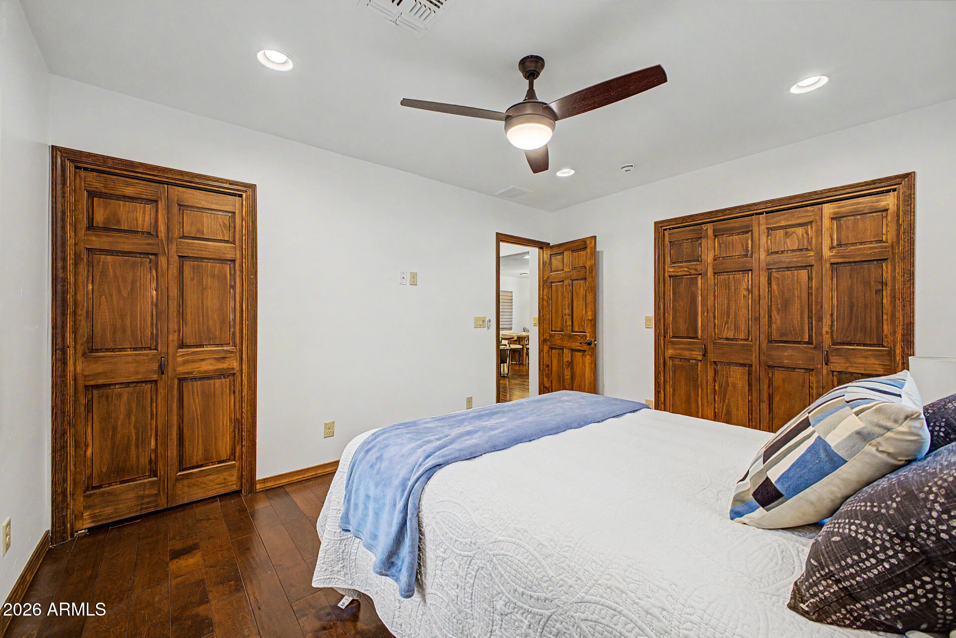 174 W ELM Street