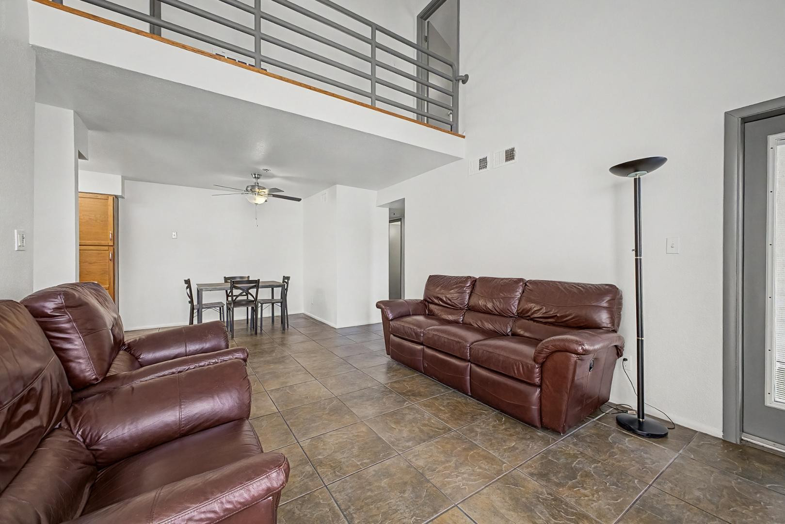 154 W 5th 222