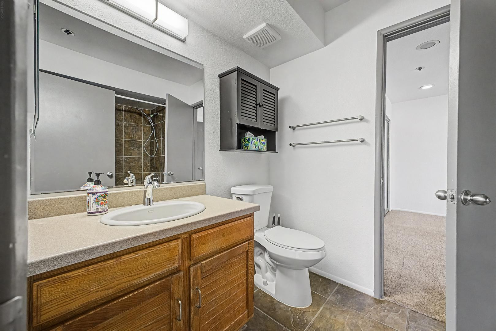 154 W 5th 222