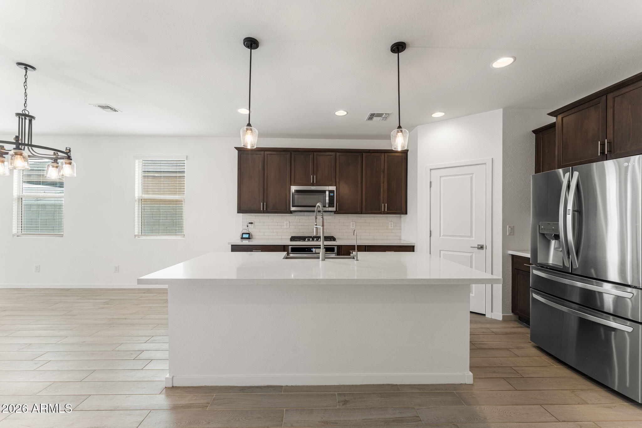 4144 E SIDESADDLE Road