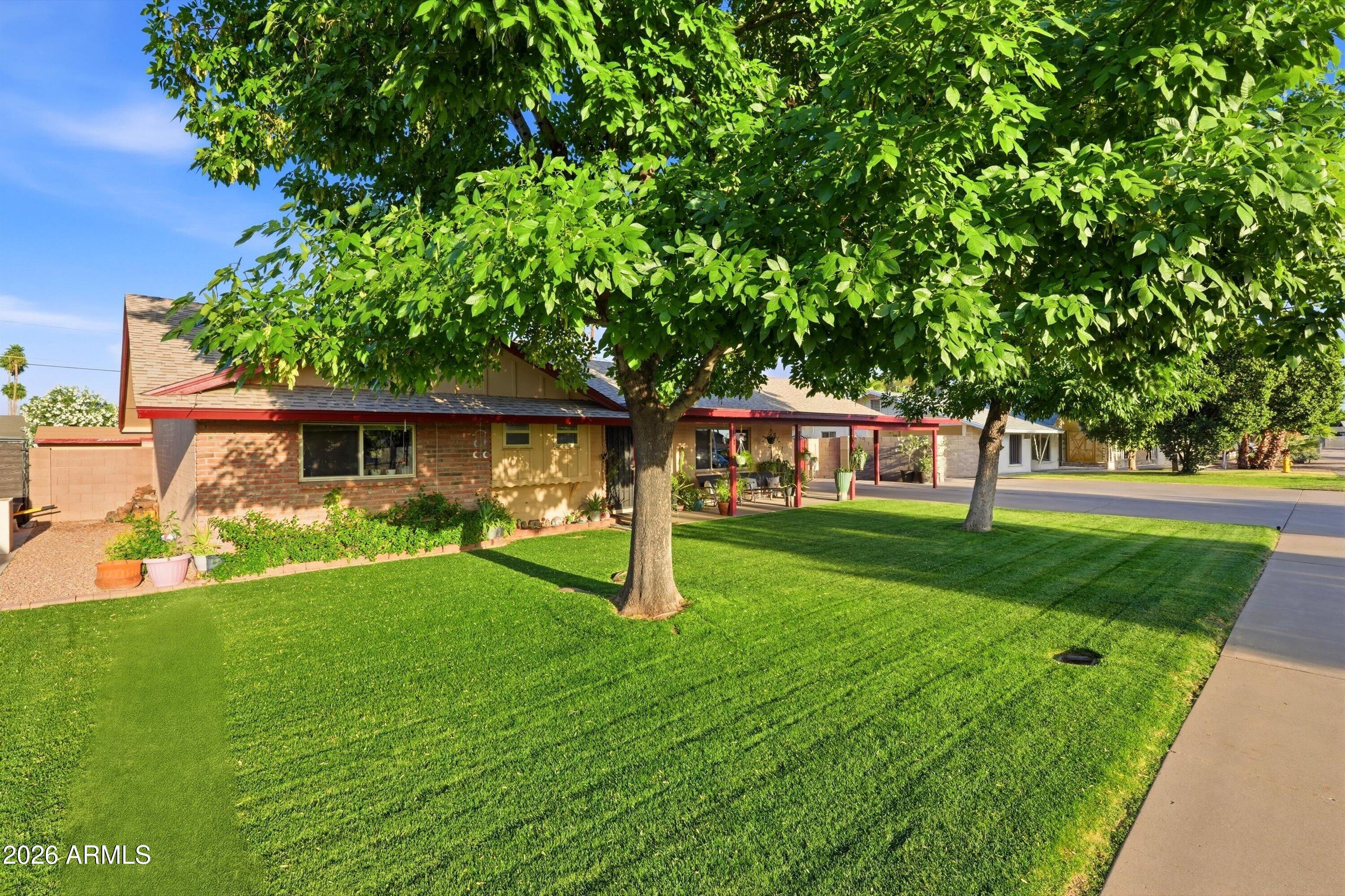 729 S SPENCER