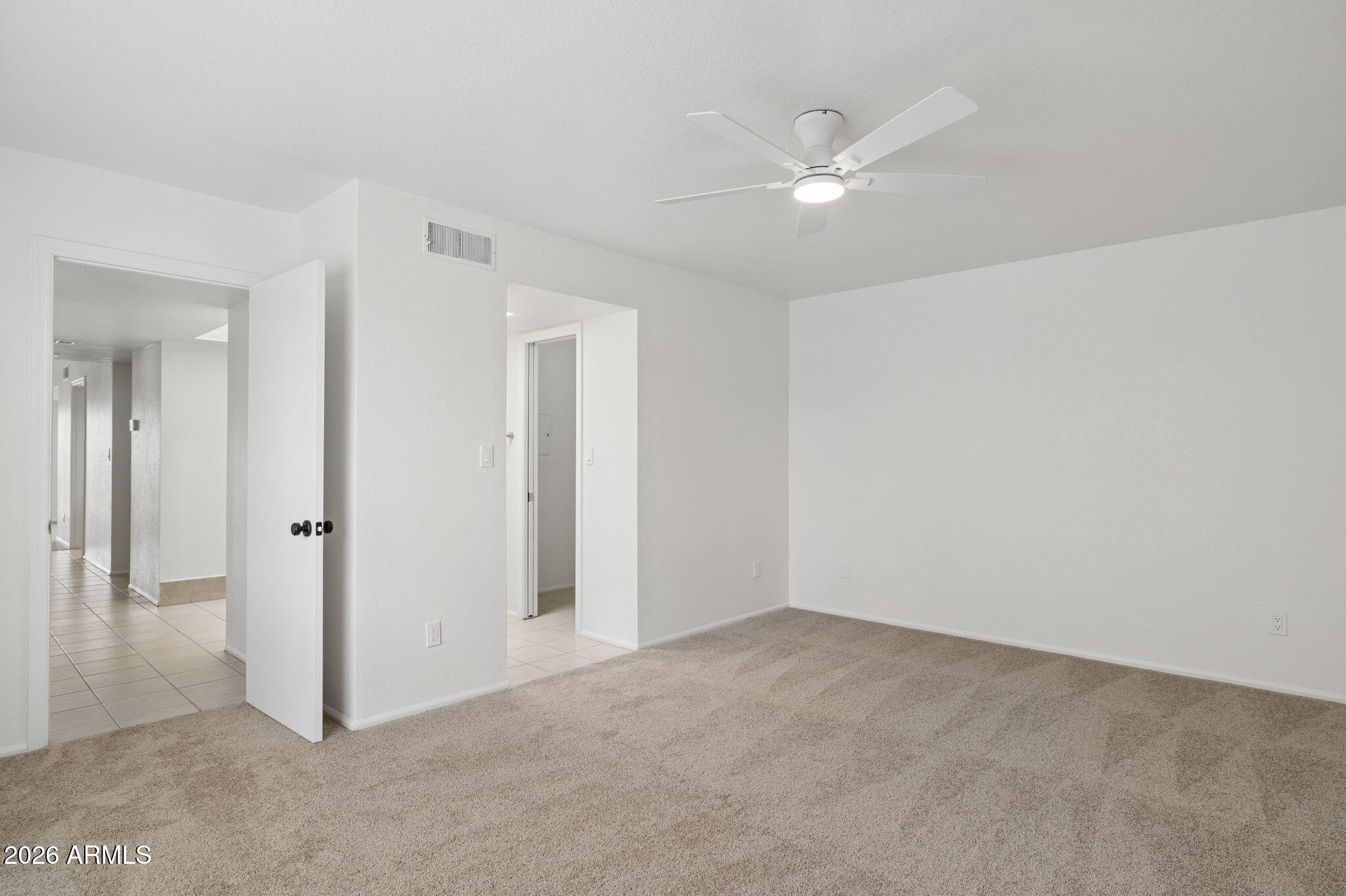 8344 N 21ST Drive I207