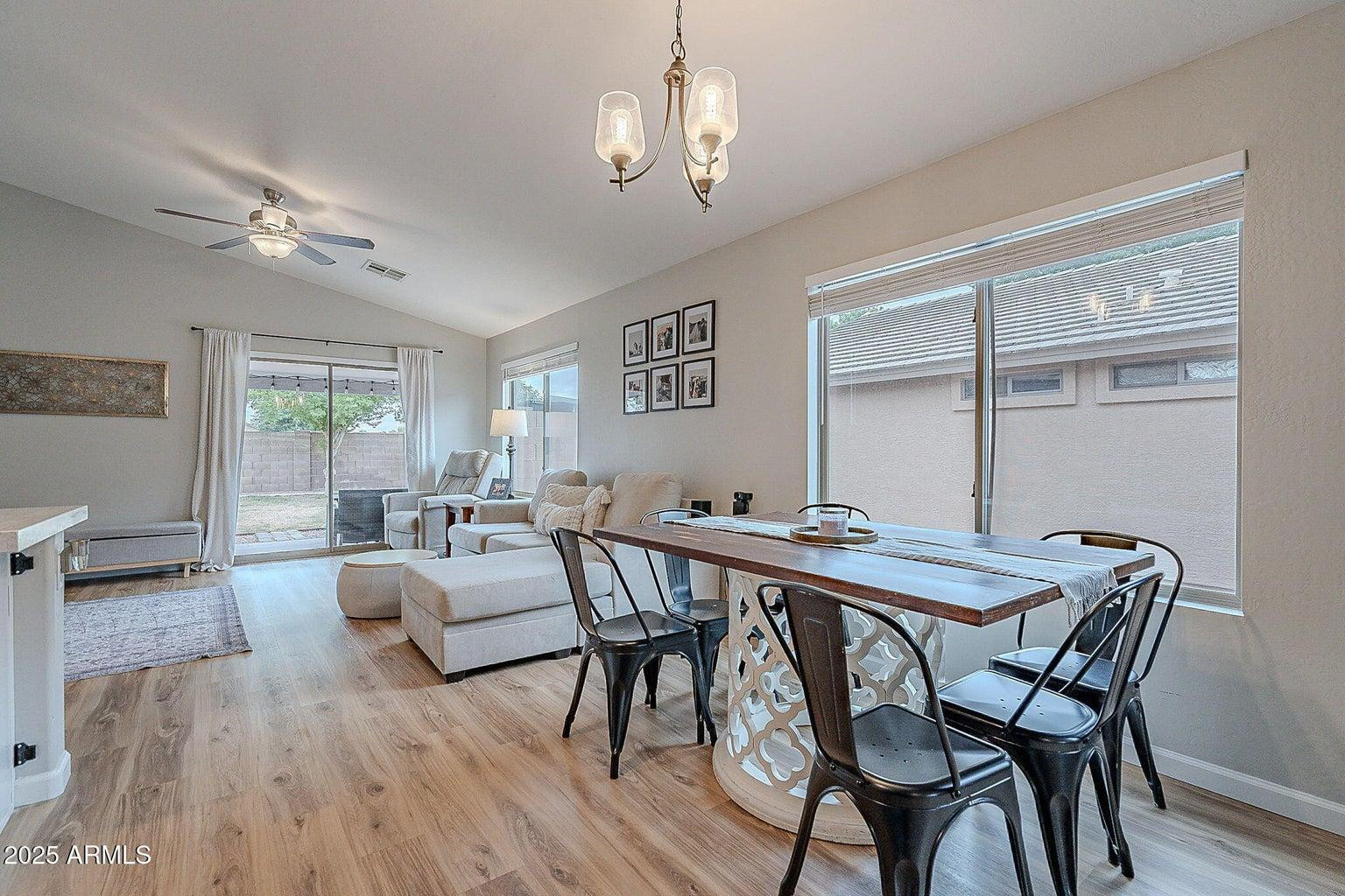 2574 W Sawtooth