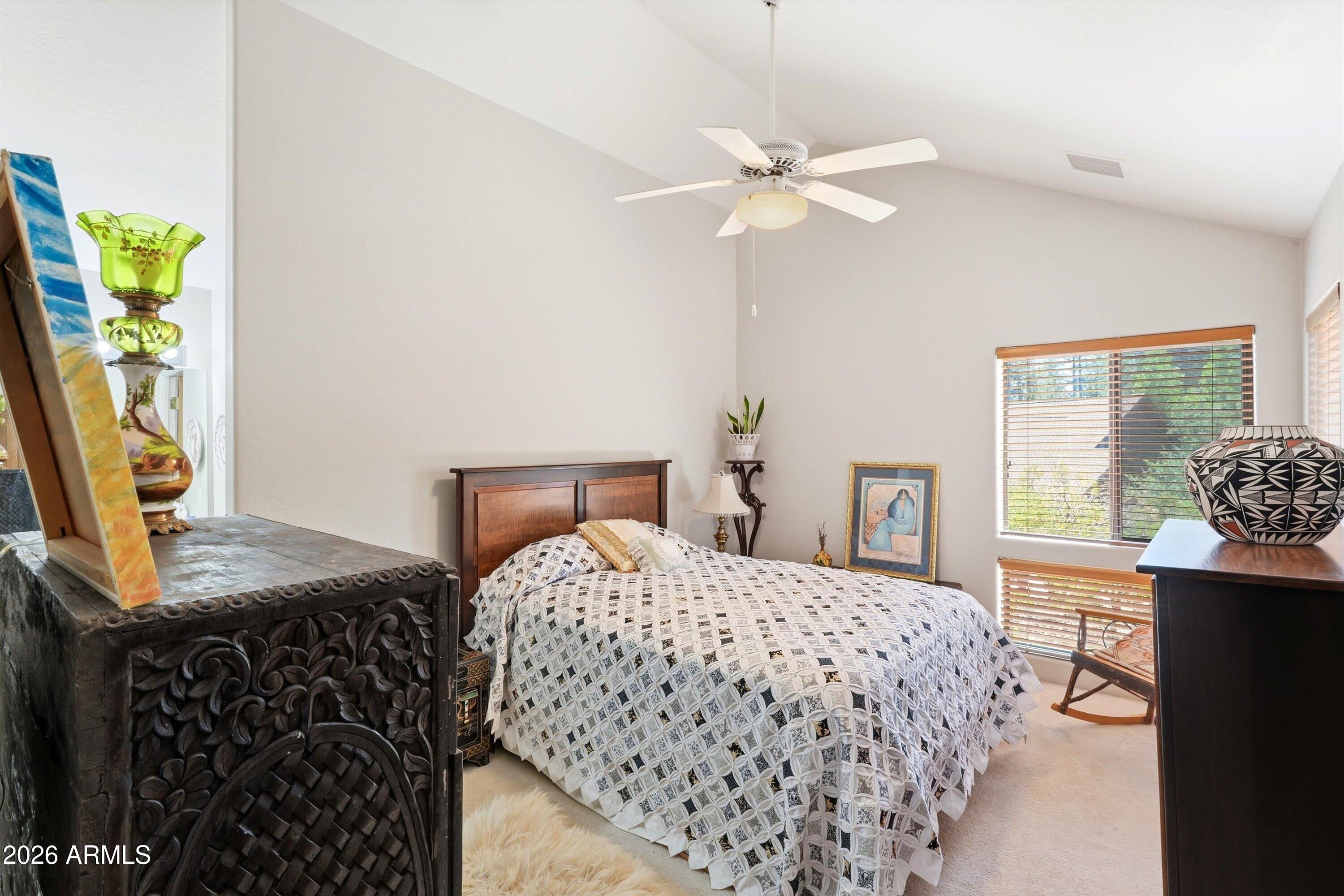 2503 E ELK RUN Court