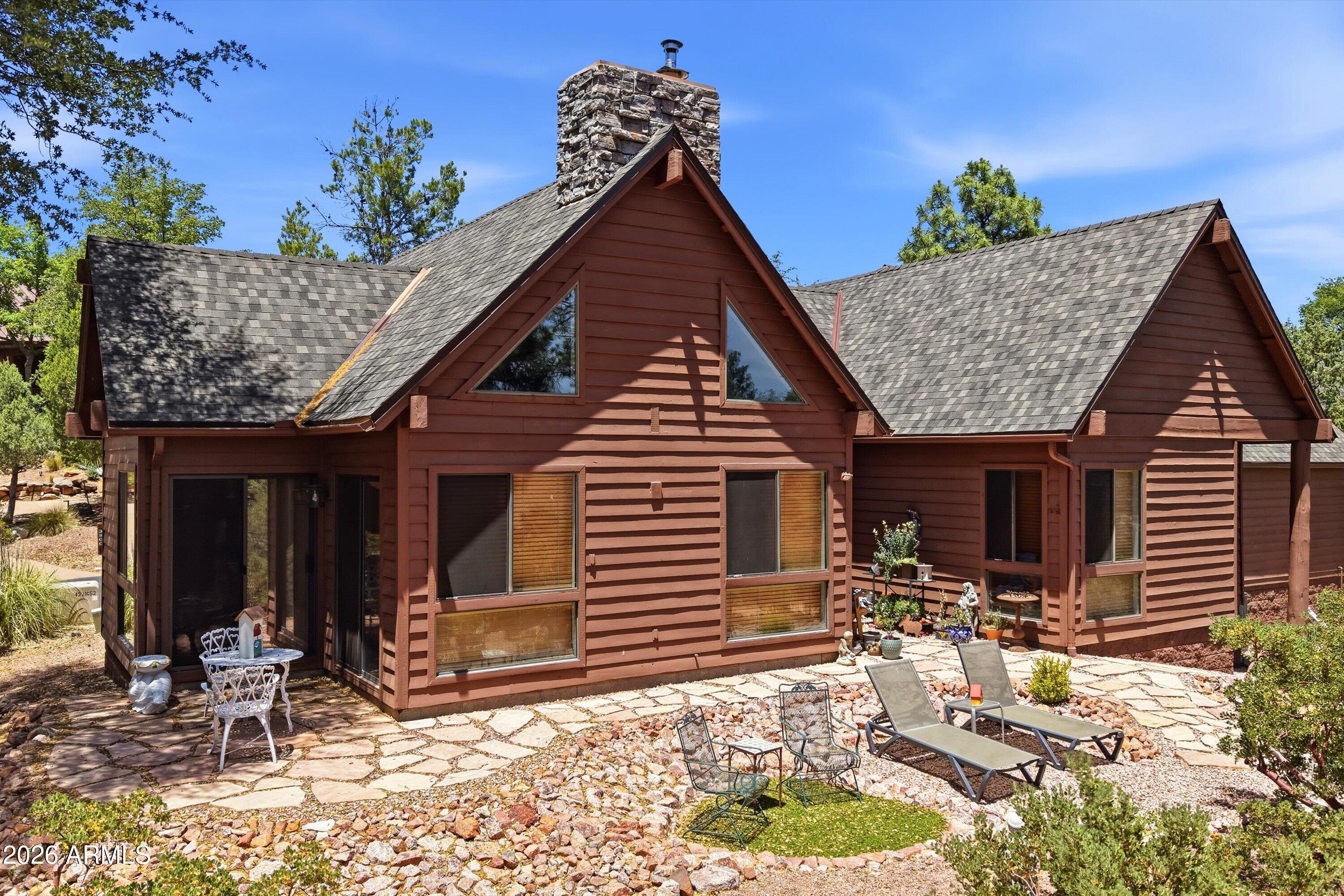 2503 E ELK RUN Court