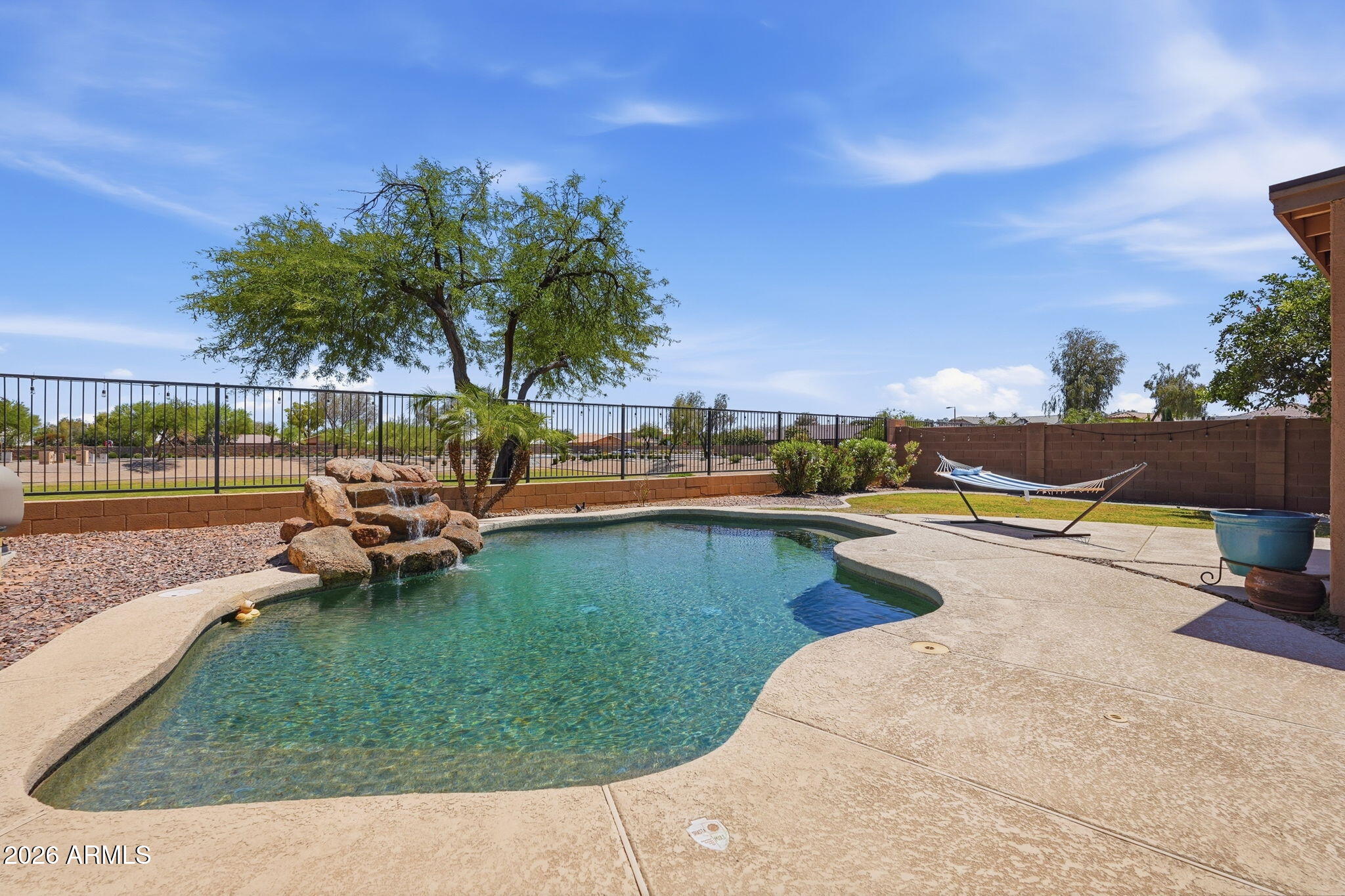 863 E MULE TRAIN Trail
