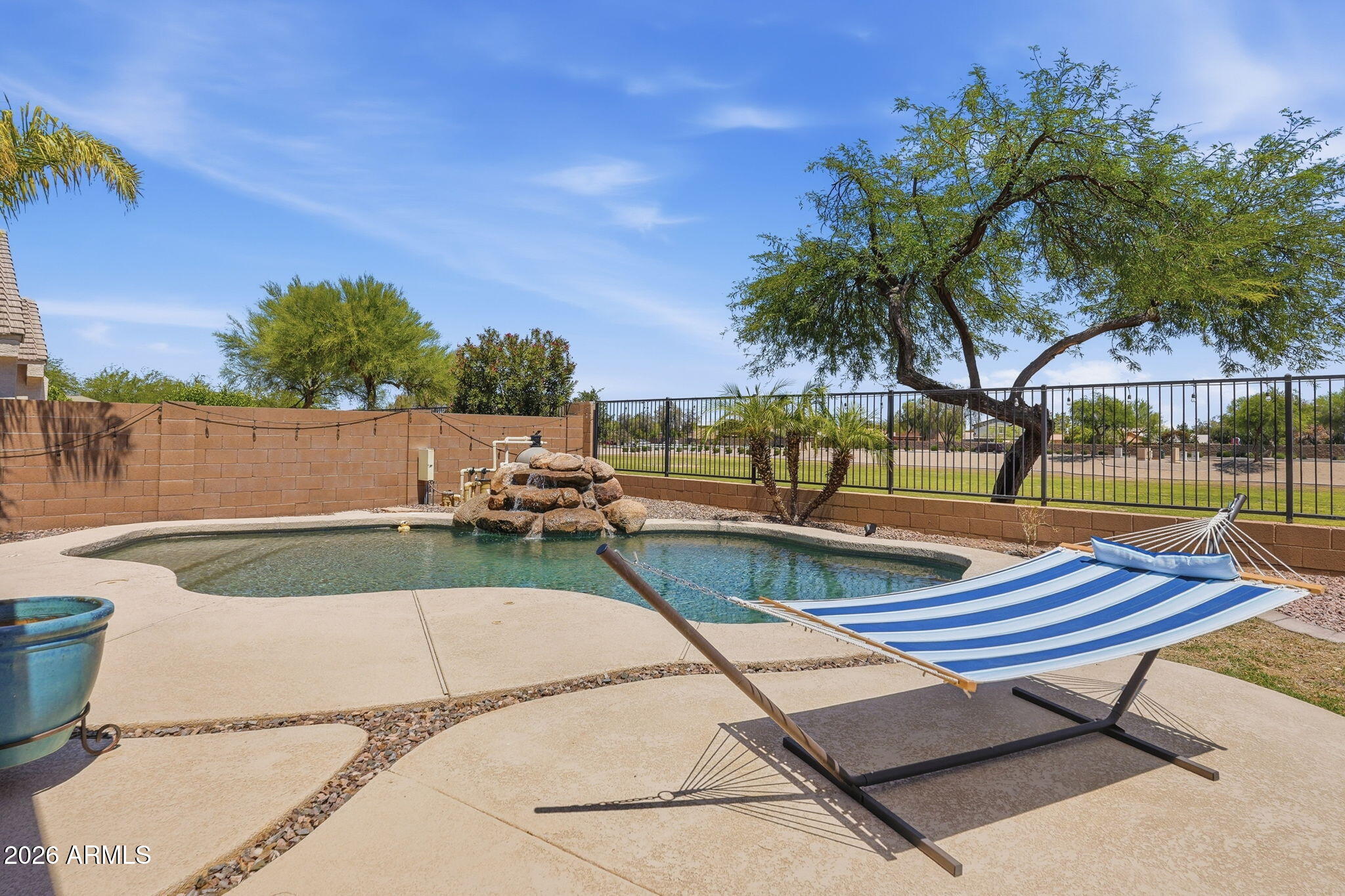 863 E MULE TRAIN Trail
