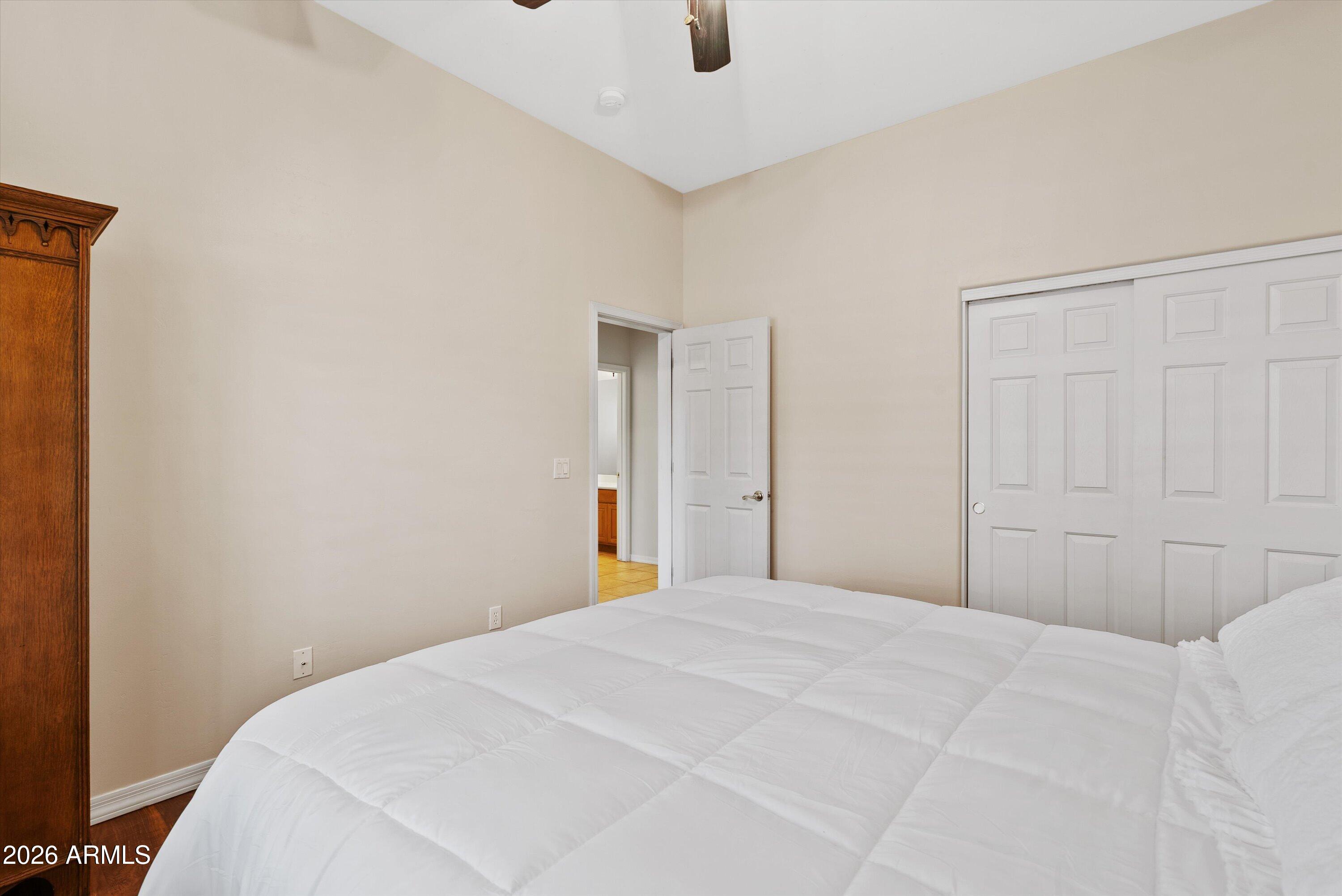 19404 E VIA DEL RANCHO