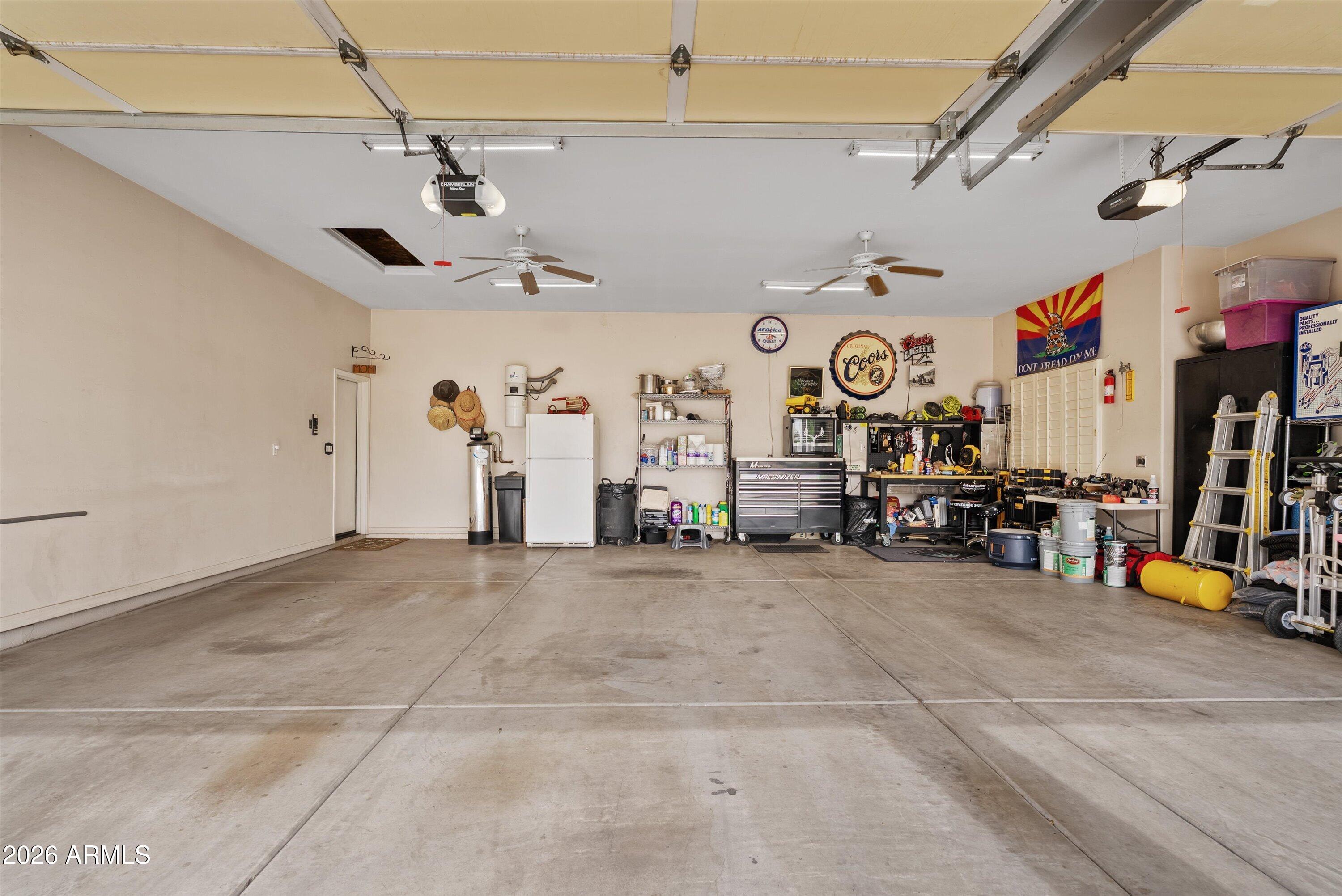 19404 E VIA DEL RANCHO