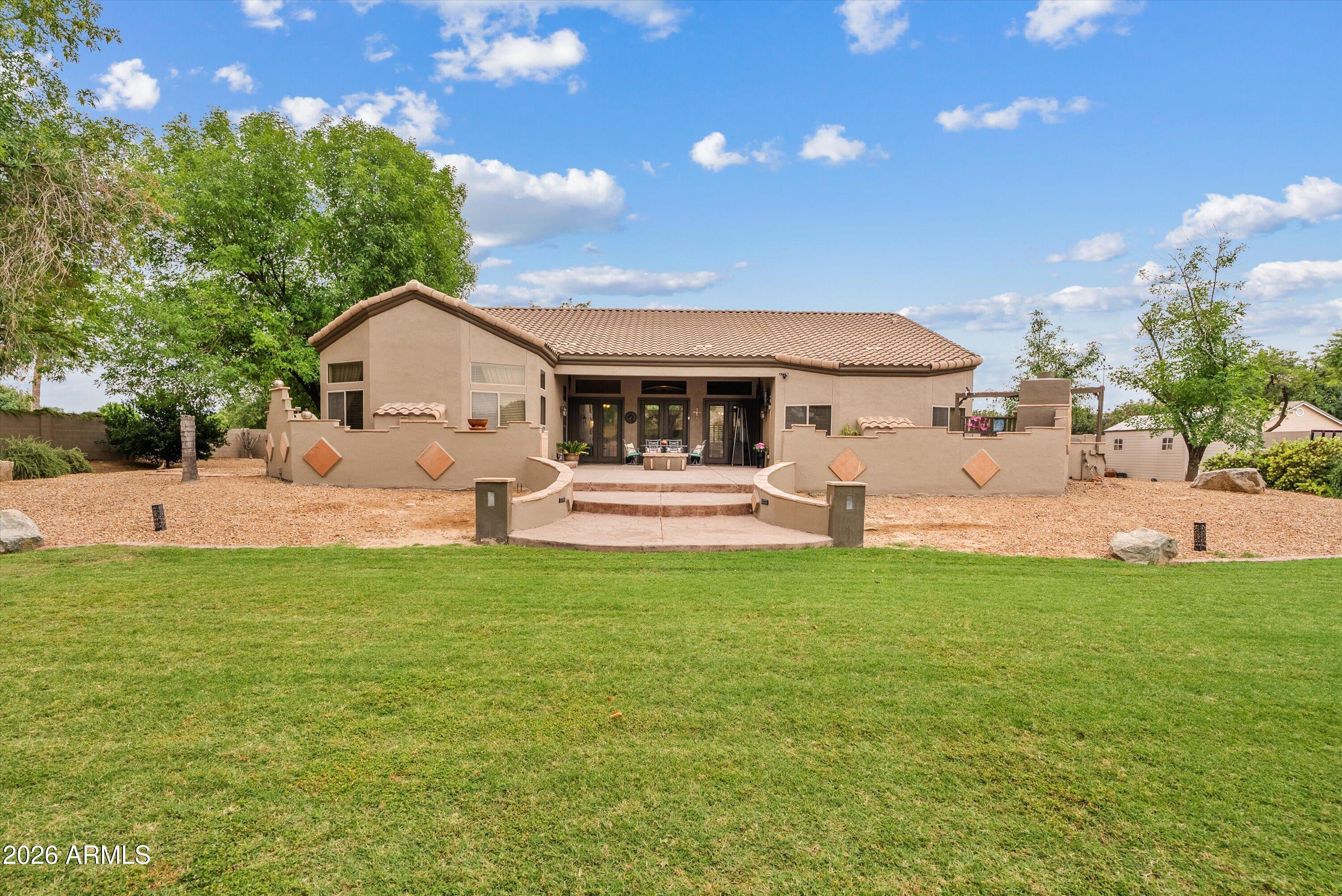 19404 E VIA DEL RANCHO