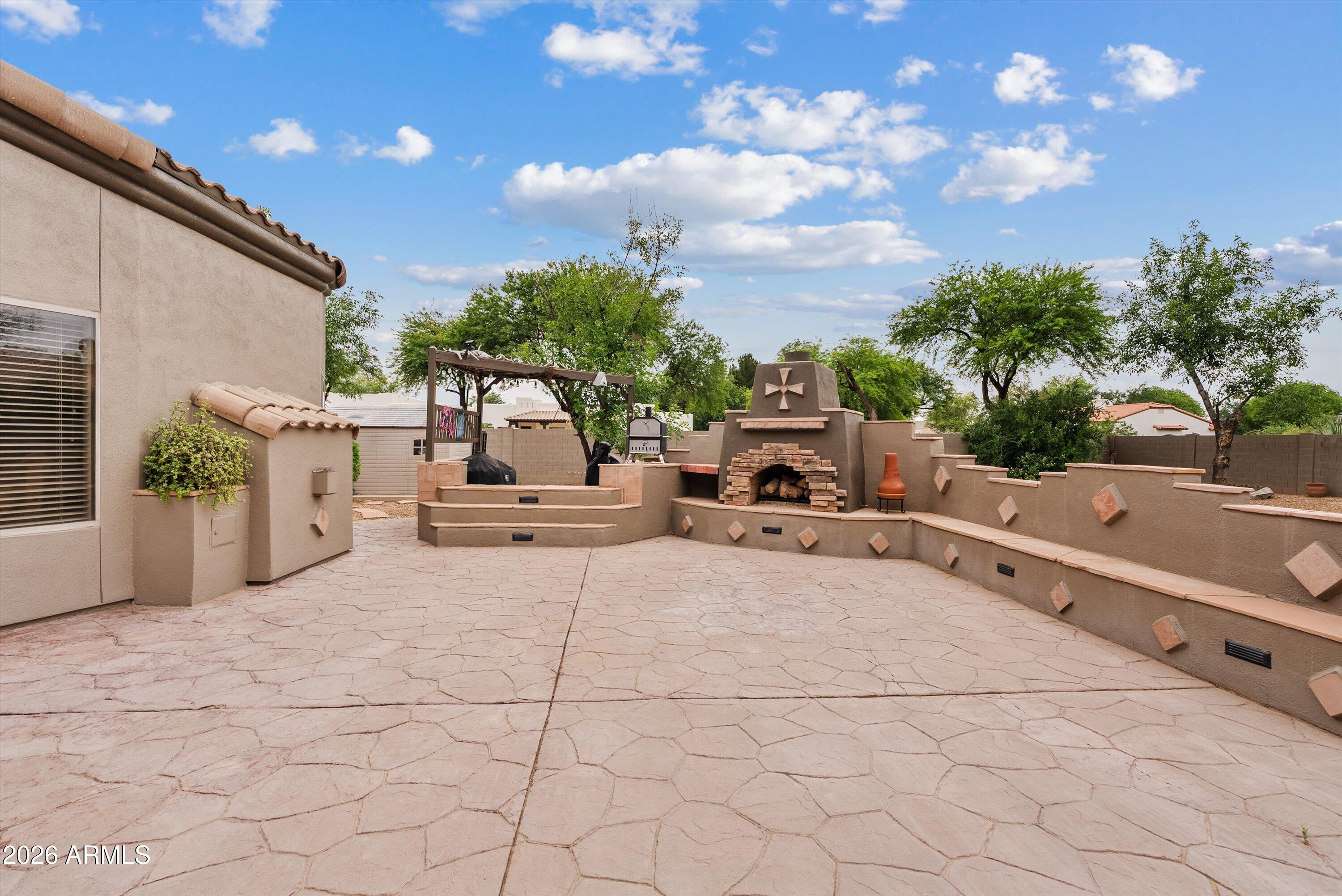 19404 E VIA DEL RANCHO