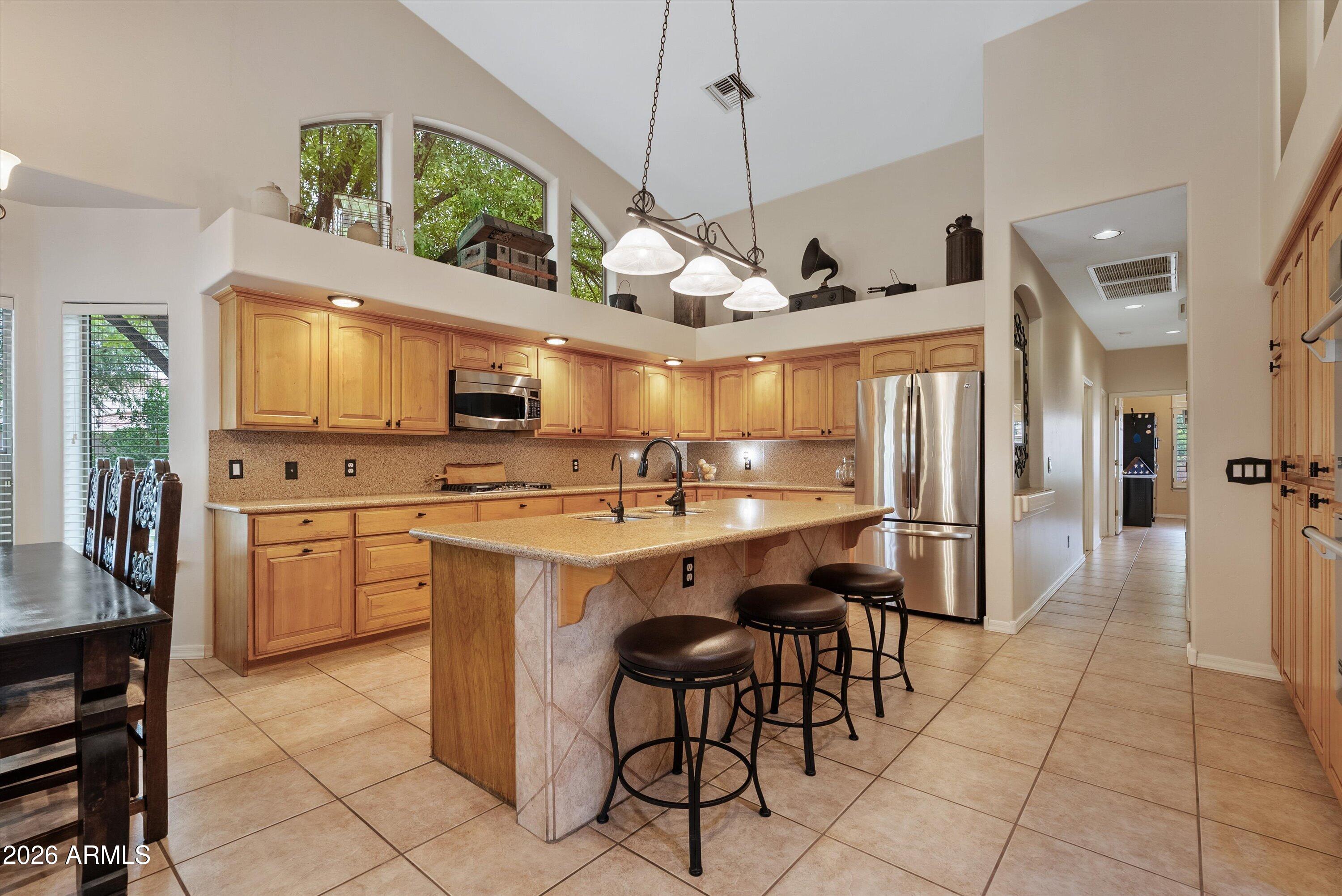 19404 E VIA DEL RANCHO