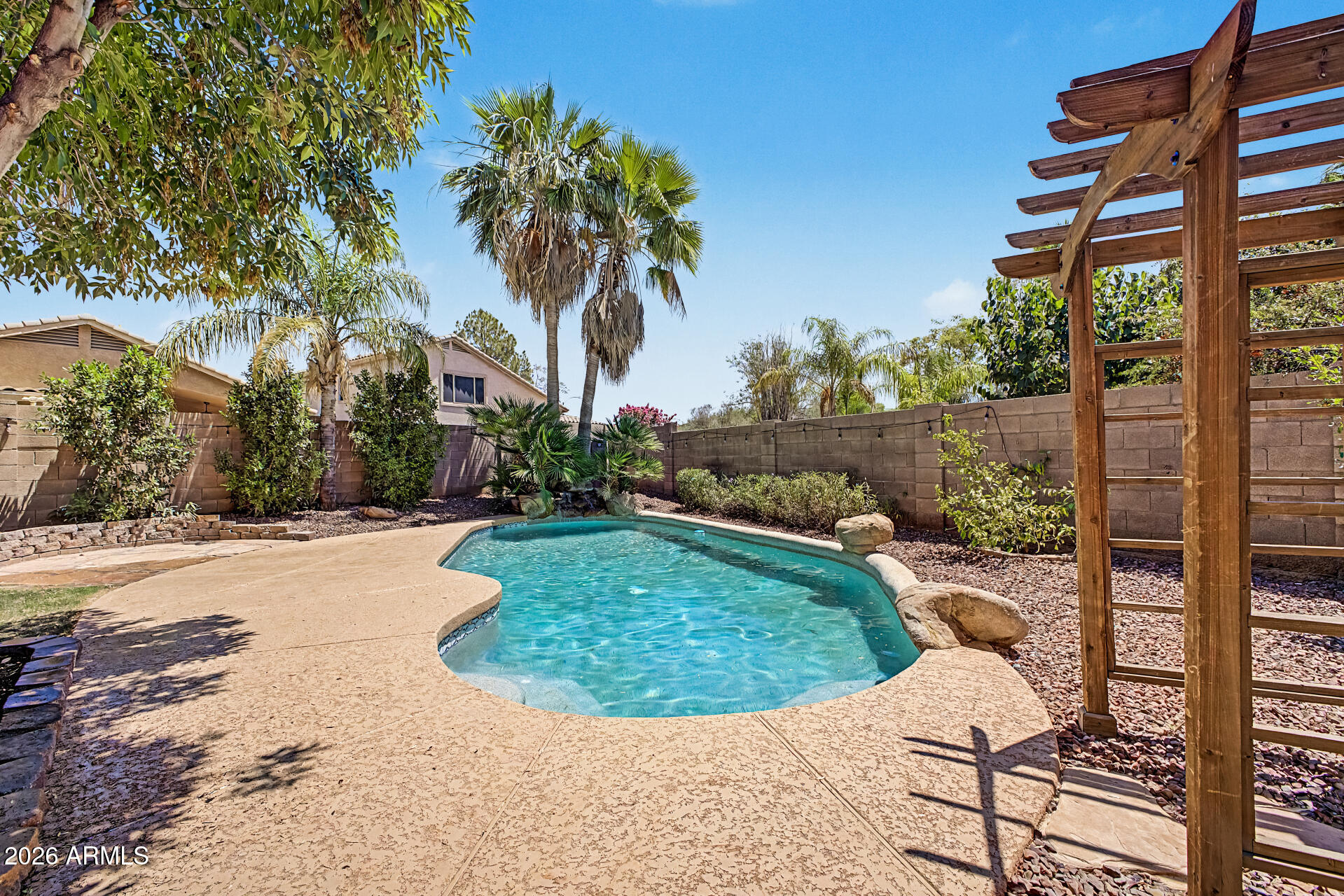7152 W IRMA Lane