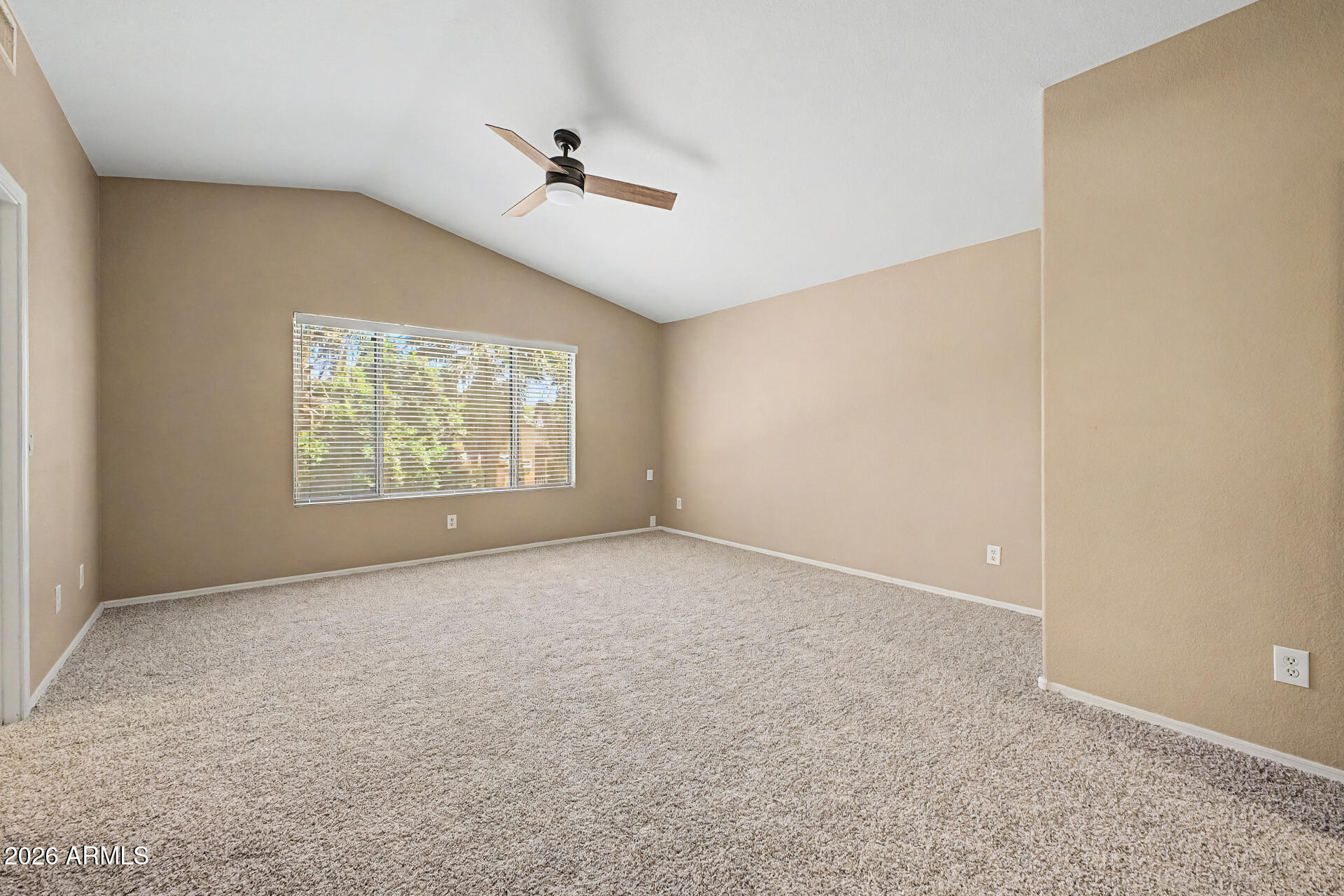 7152 W IRMA Lane