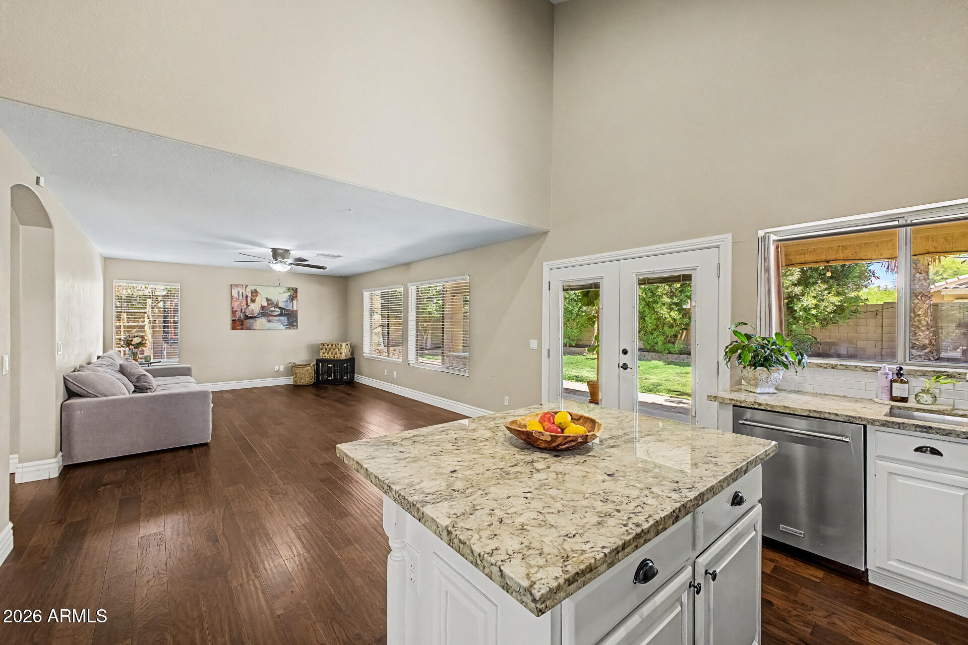 7152 W IRMA Lane