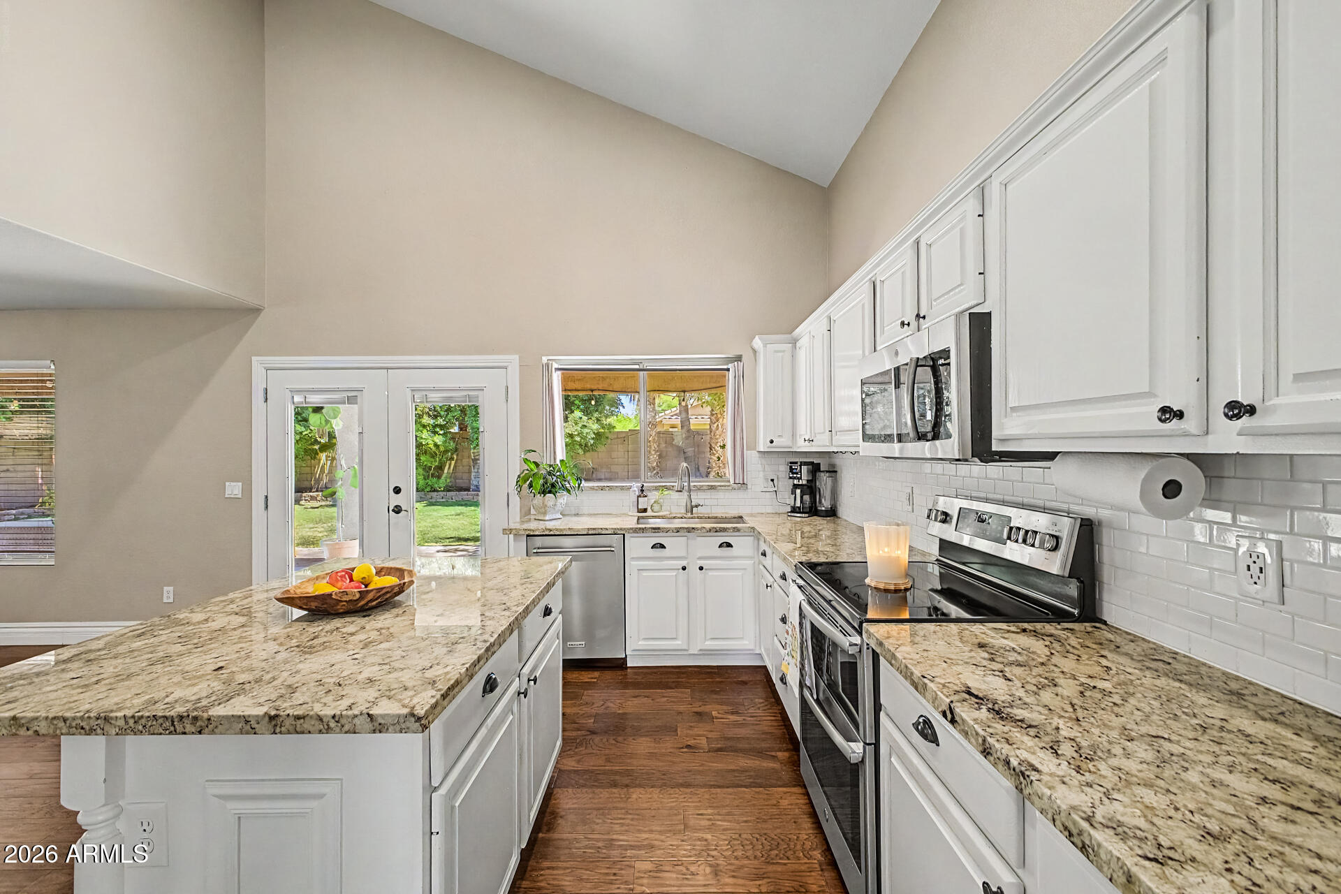 7152 W IRMA Lane