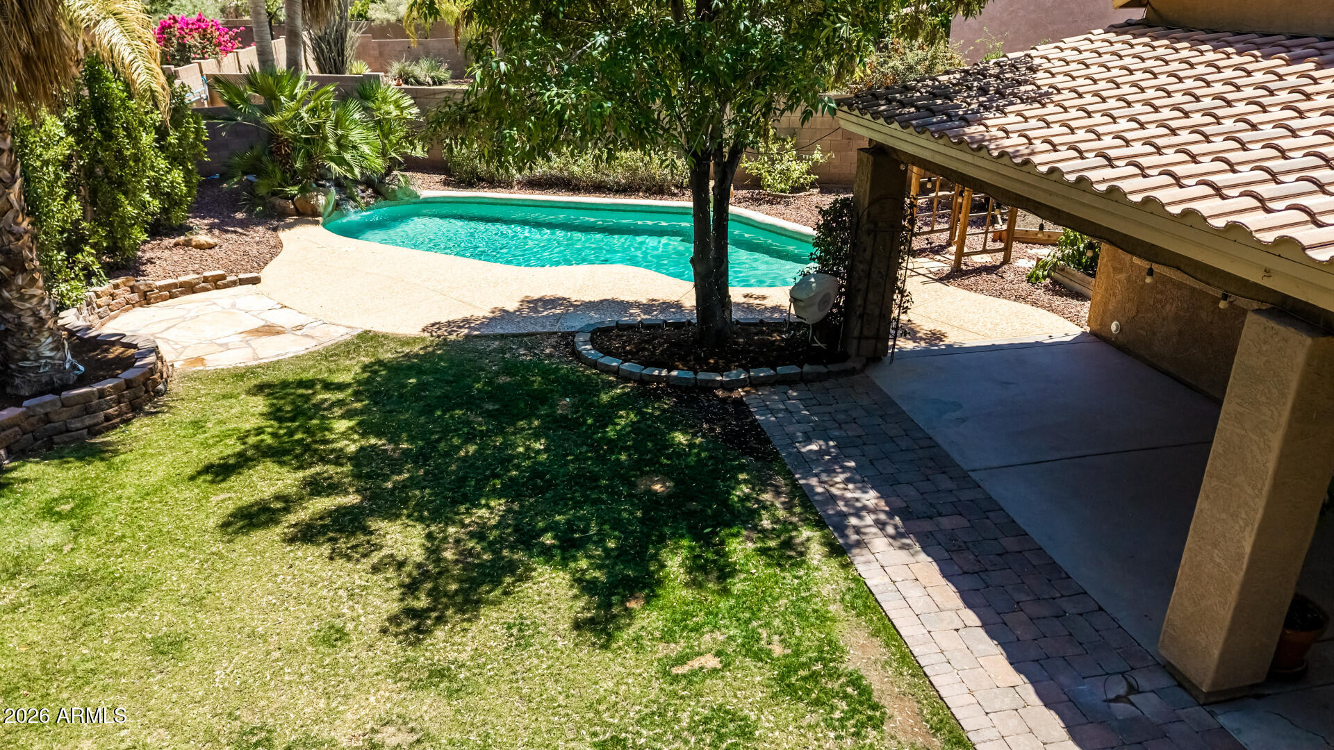 7152 W IRMA Lane